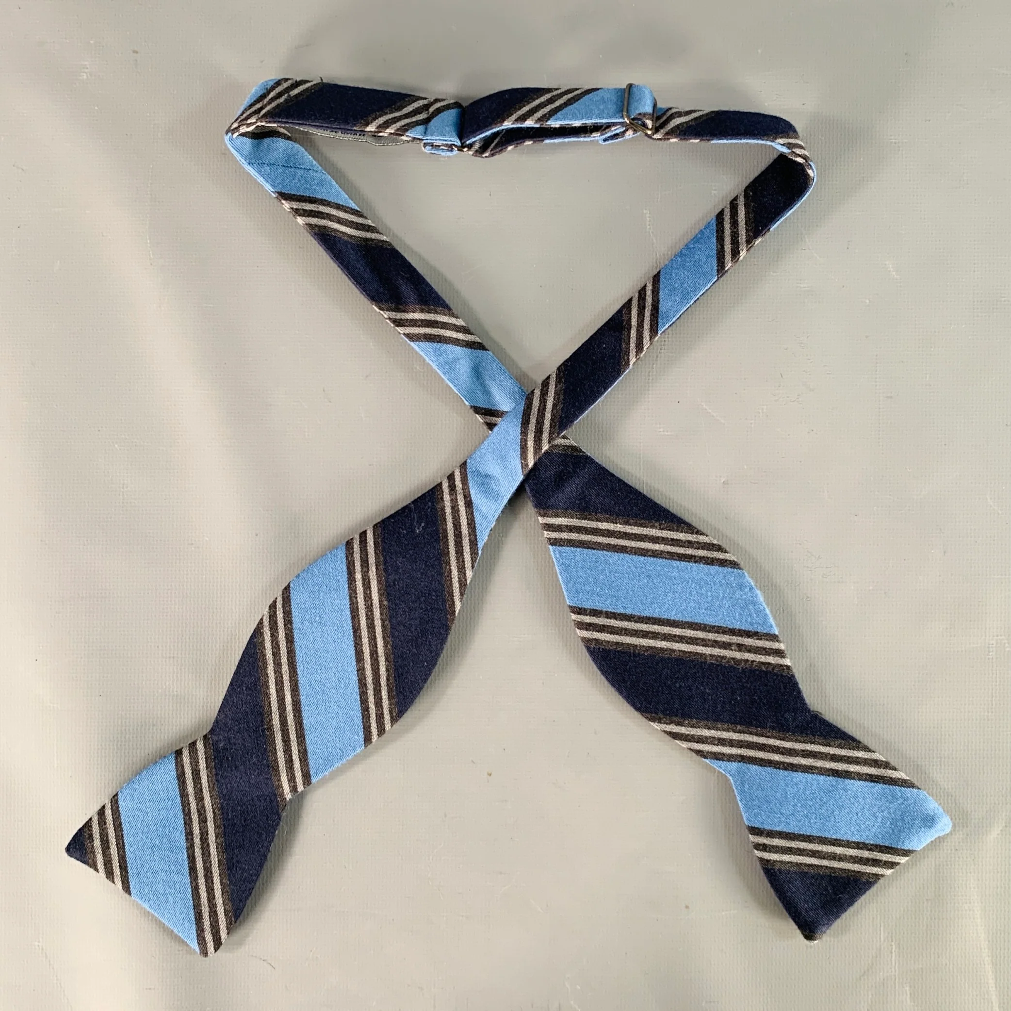 BEAU TIES LTD. Blue Navy Charcoal Diagonal Stripe Bow Tie - Image 2