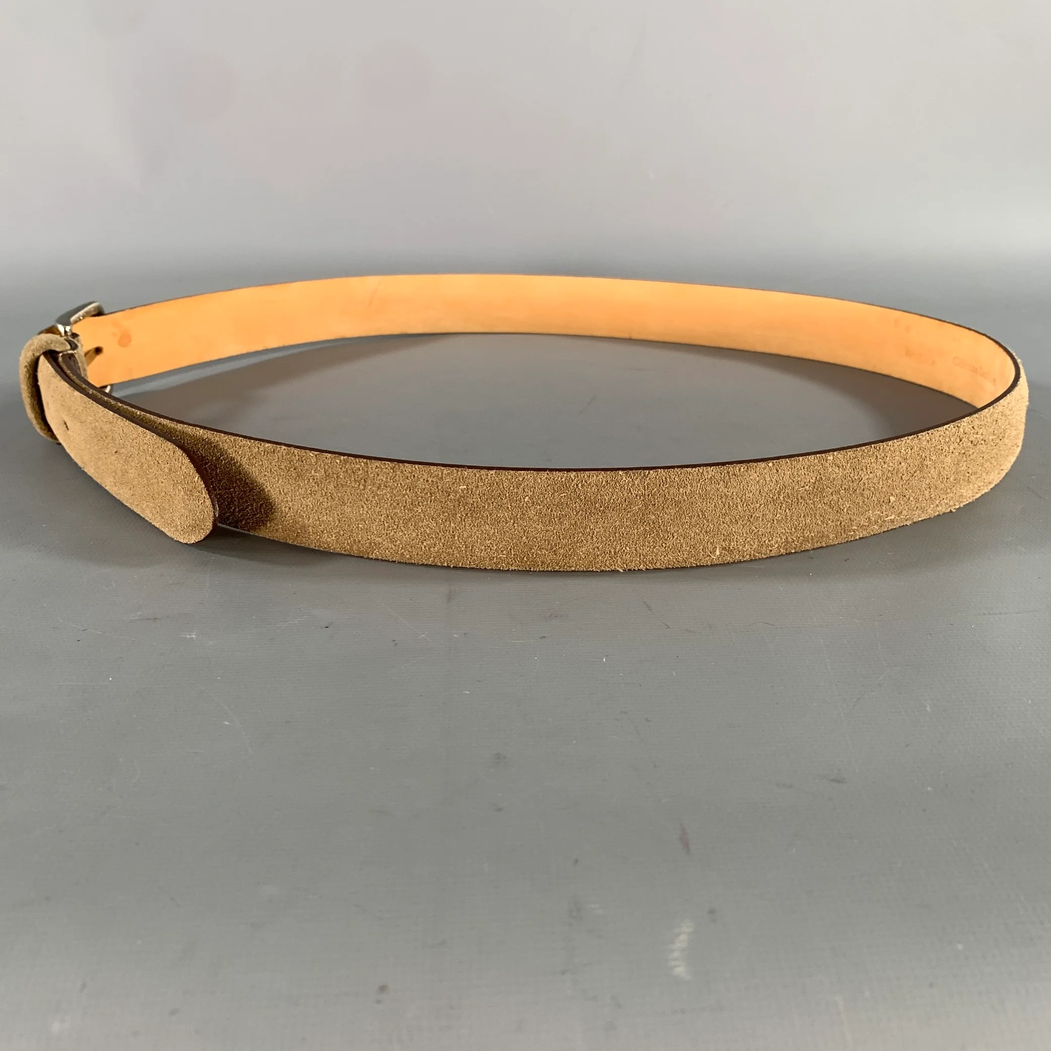 BERGDORF GOODMAN Size 38 Khaki Solid Suede Belt - Image 4