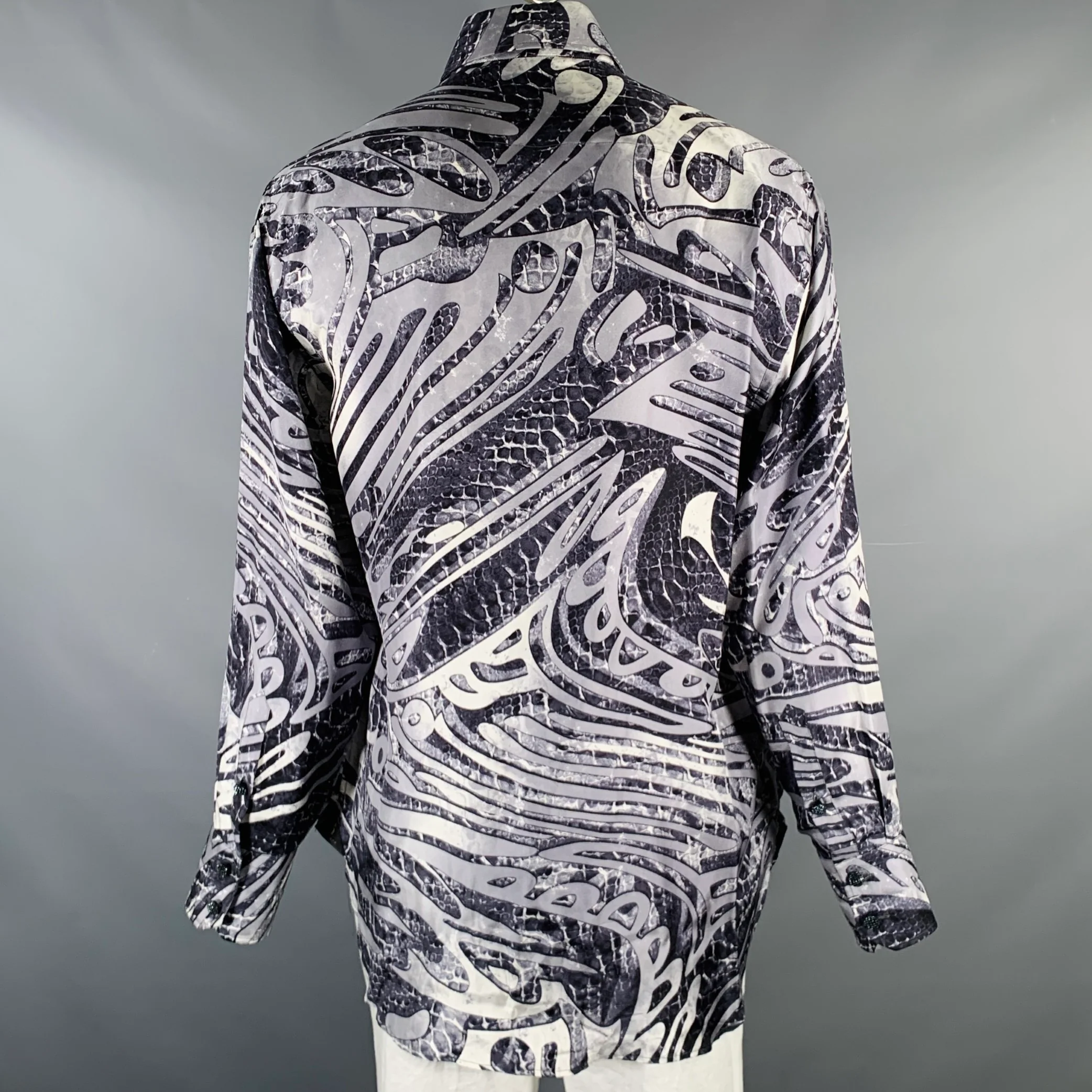 BILLIONAIRE COUTURE Size XL Grey Black White Print Silk Long Sleeve Shirt - Image 4