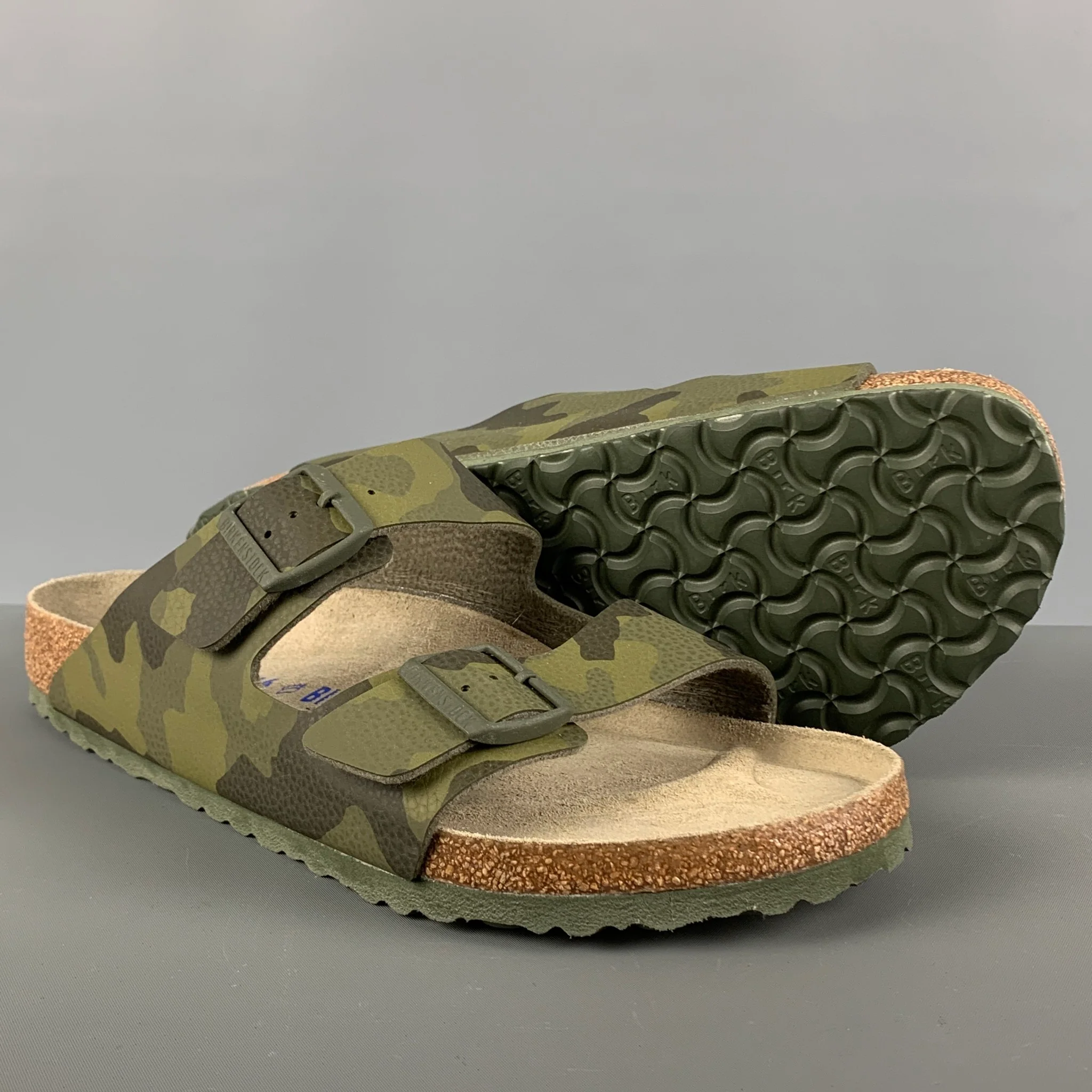 BIRKENSTOCK Size 11 Olive Camo Leather Sandals - Image 5