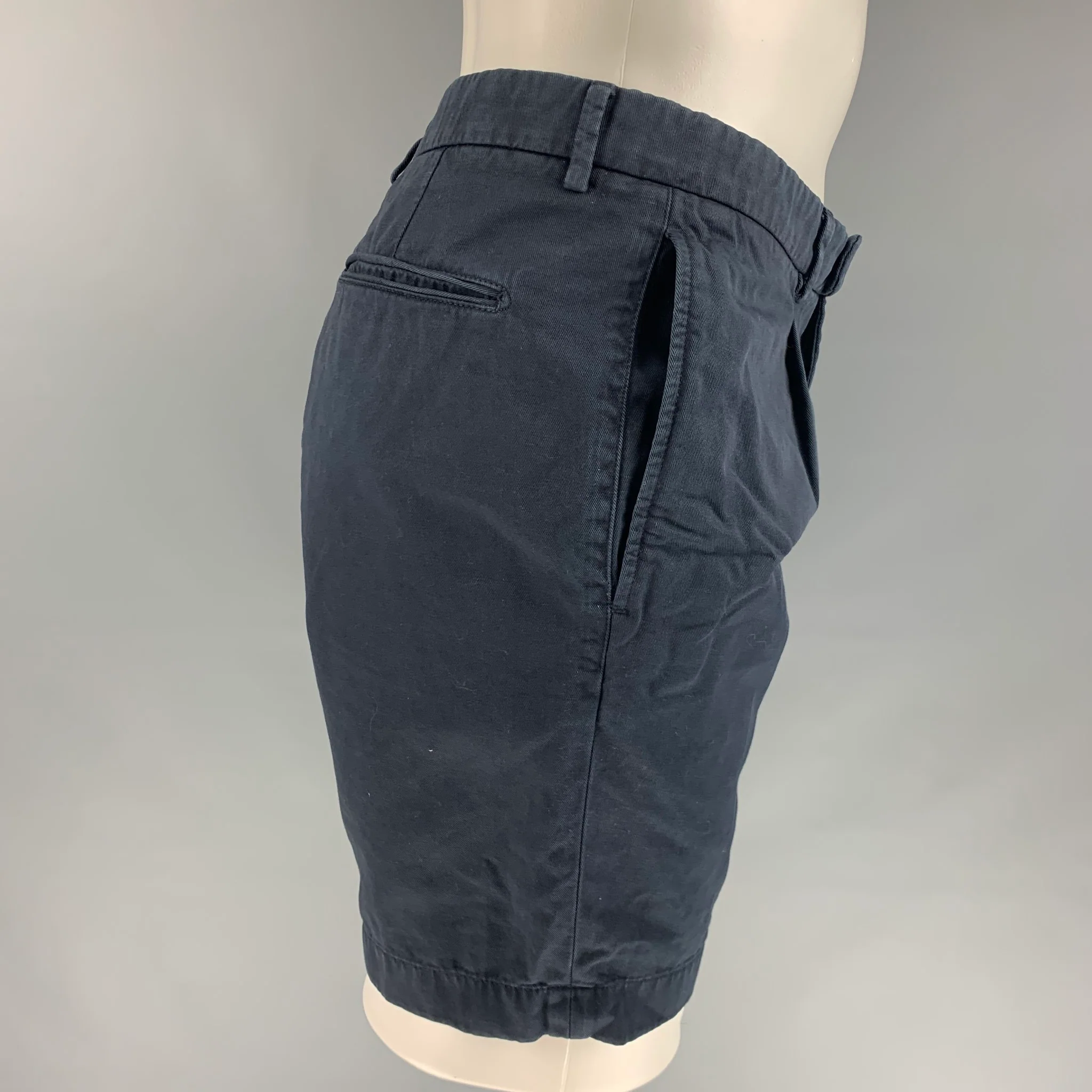 BOGLIOLI Size 30 Navy Cotton Linen Pleated Shorts - Image 2