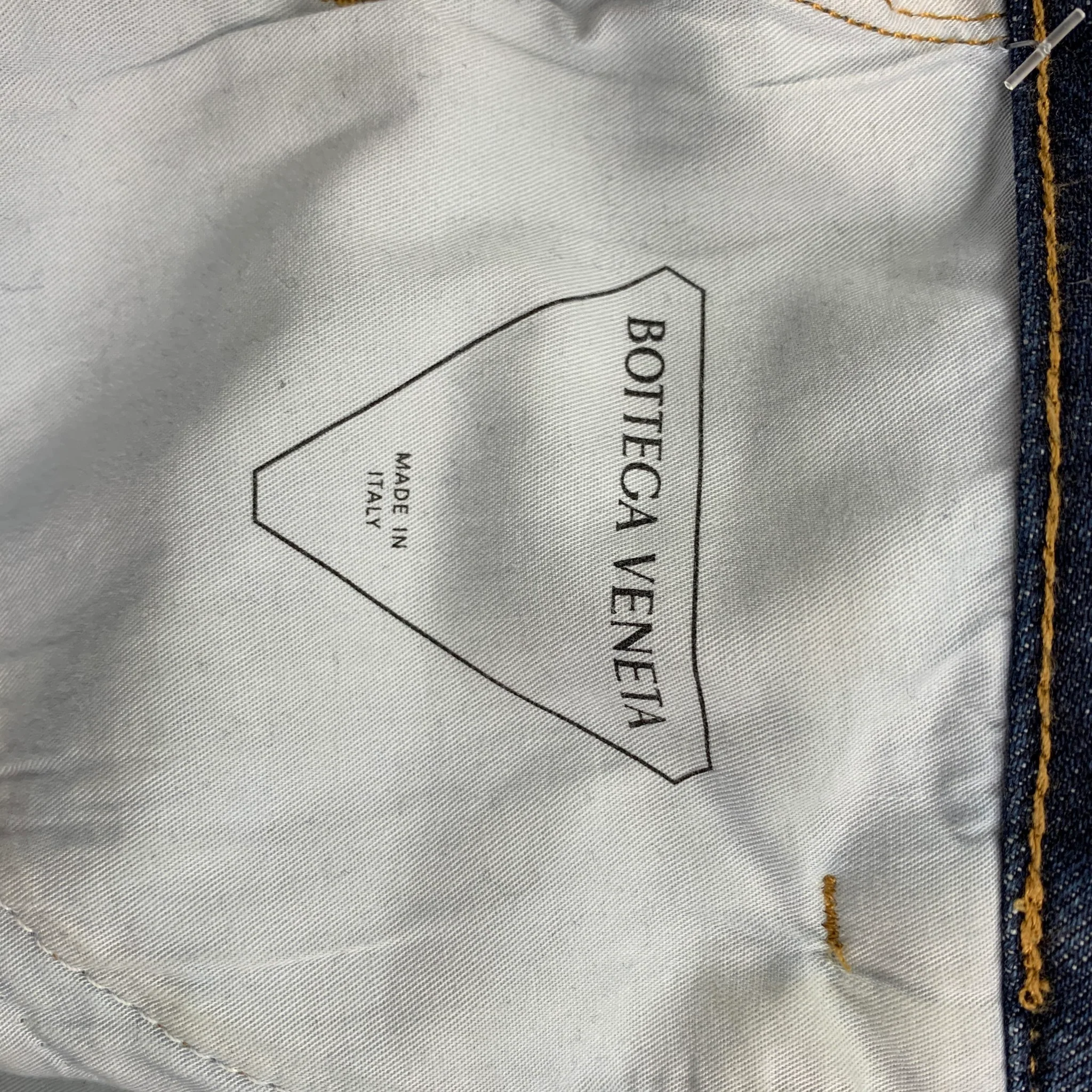 BOTTEGA VENETA Size 0 Blue Cotton Washed Cuffed Jeans - Image 4