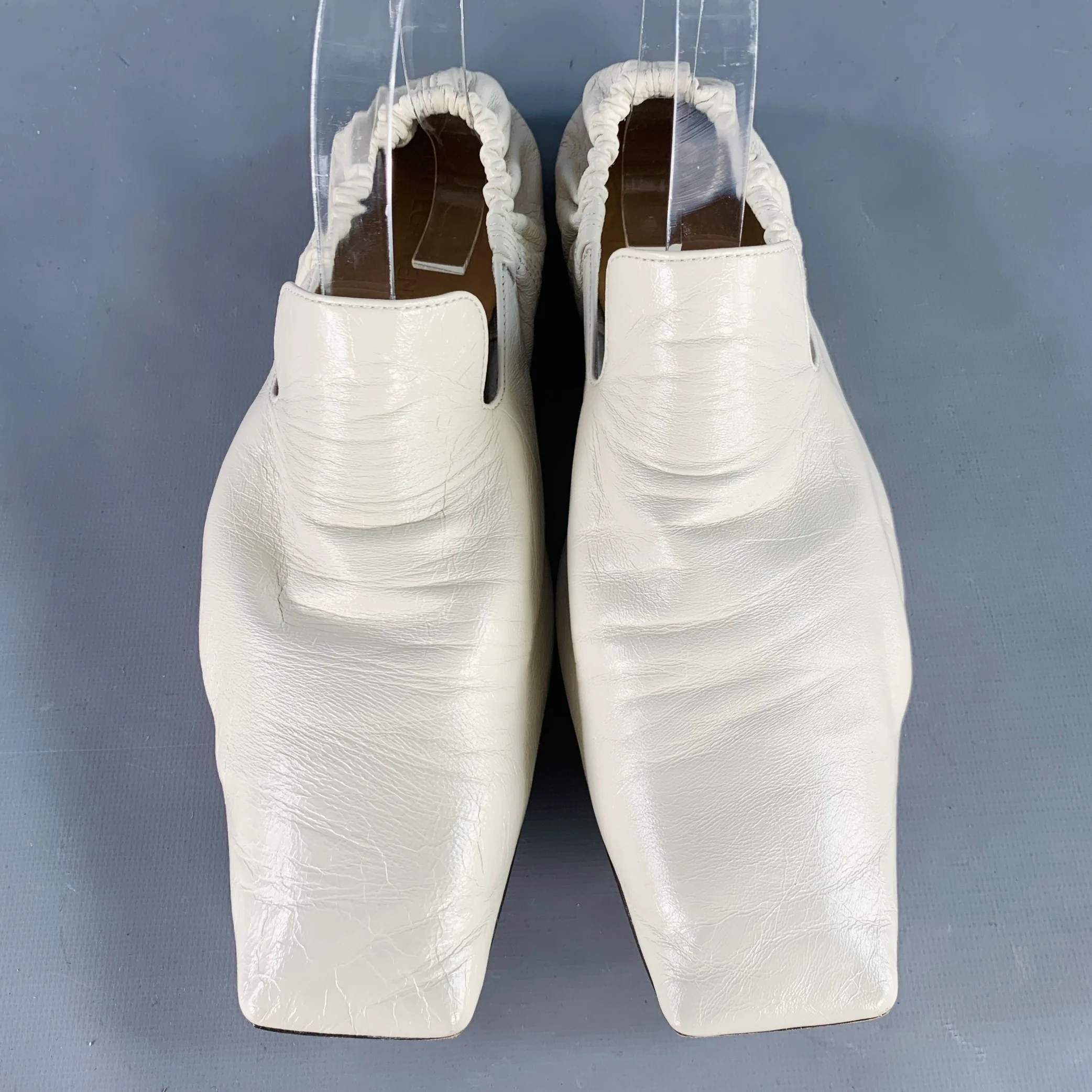 BOTTEGA VENETA Size 12 Crunch Lux Cream Leather Square Toe Flats - Image 4
