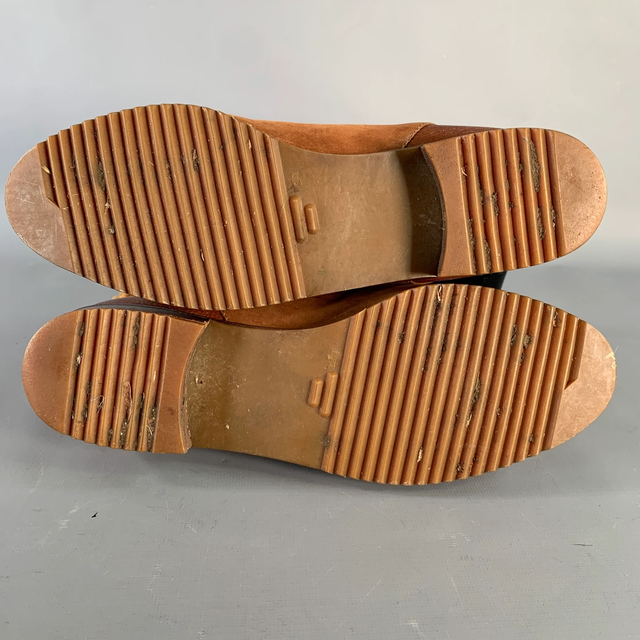 BOTTEGA VENETA Size 8 Camel Leather Suede Fleece Lined Buckle Booties - Image 6