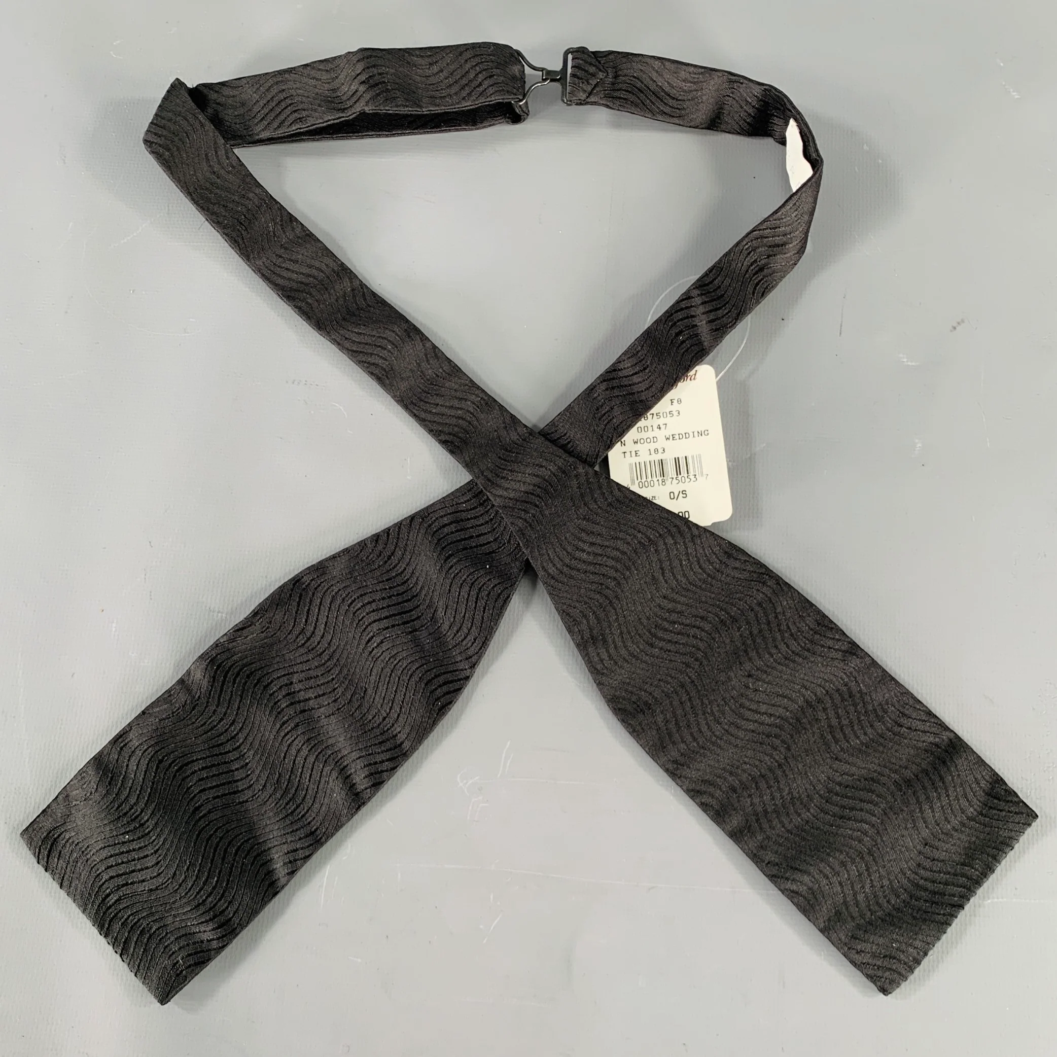 BRENDA KETT Black Jacquard Silk Bow Tie