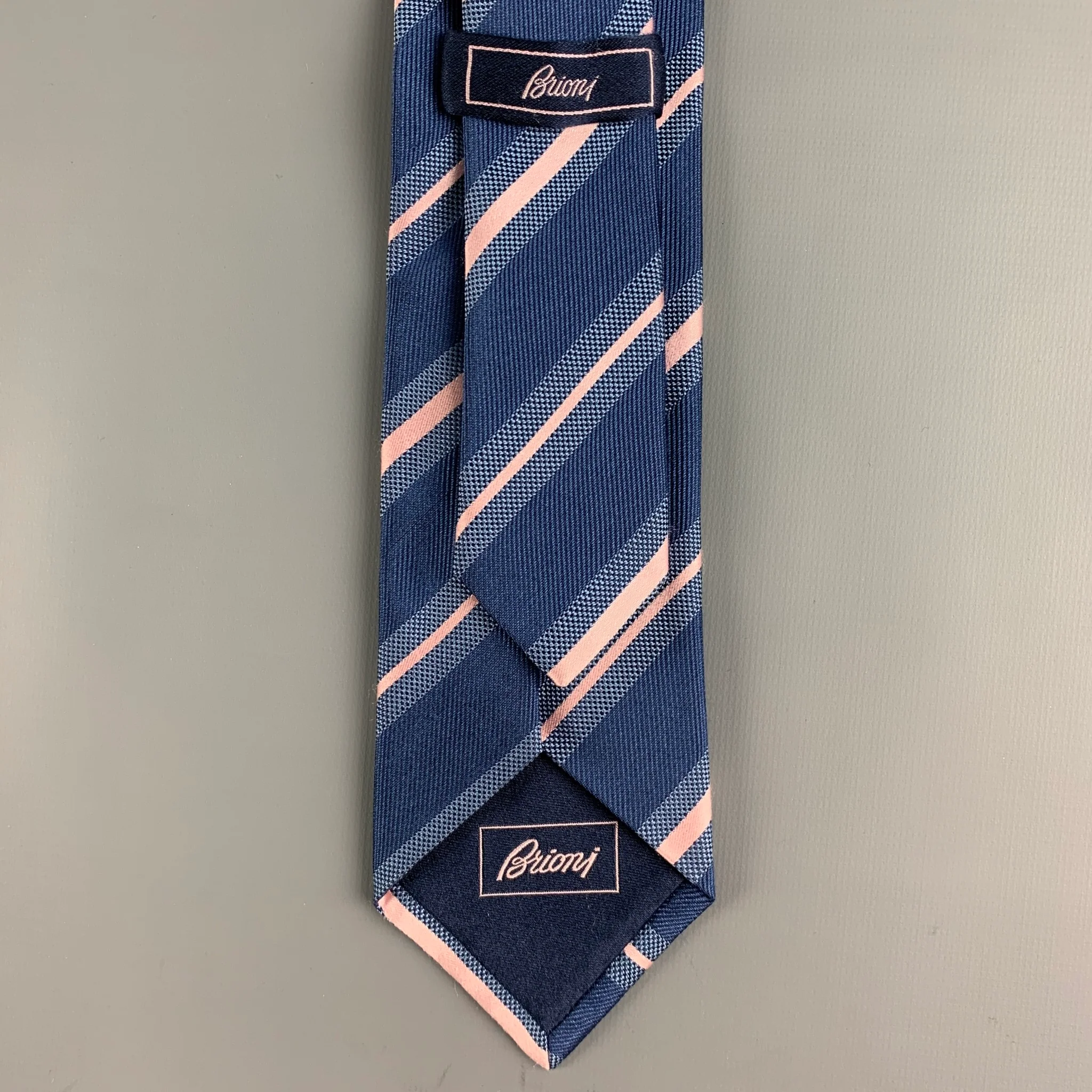 BRIONI Blue Pink Diagonal Stripe Silk Tie - Image 4