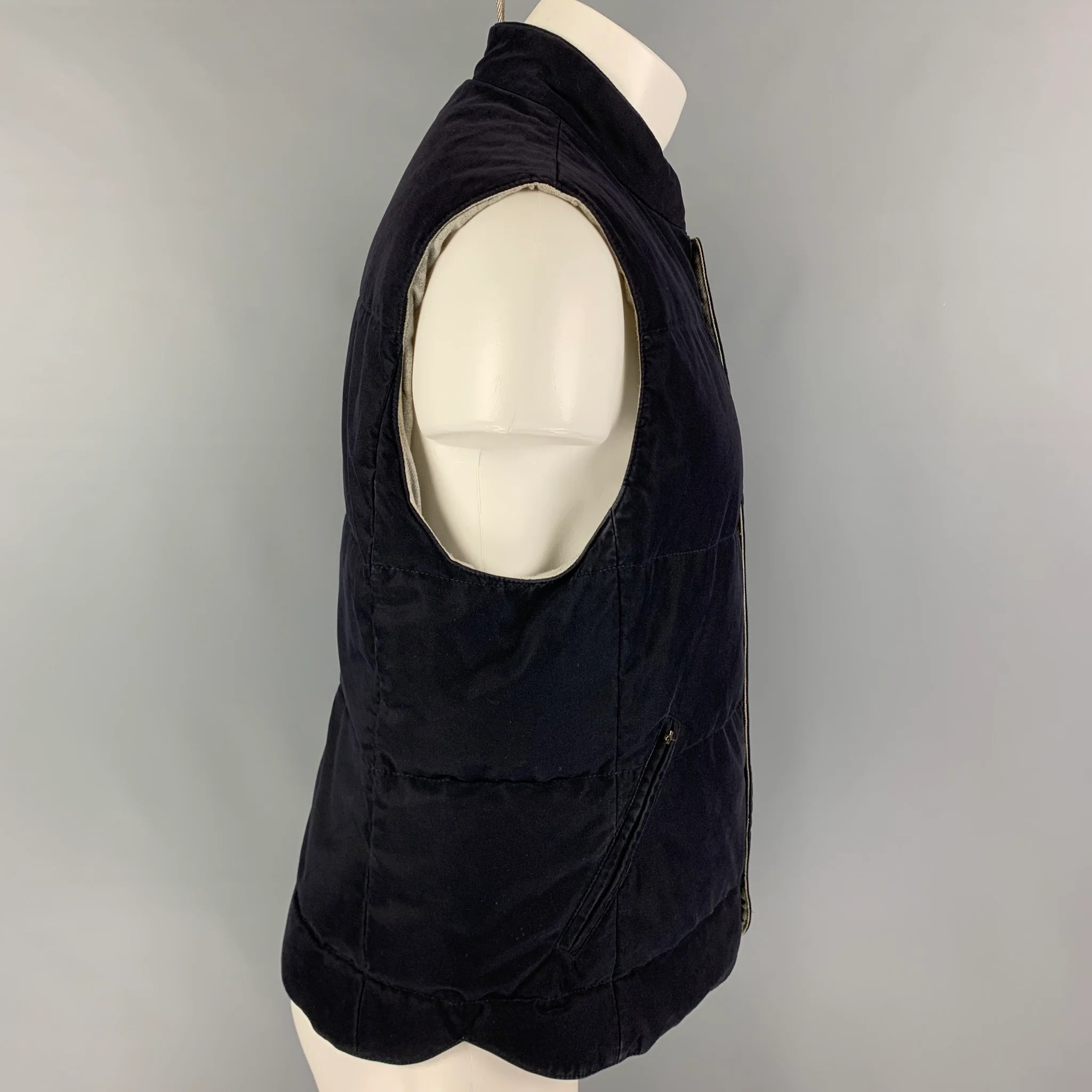 BRUNELLO CUCINELLI for BERGDORF GOODMAN Size S Navy Grey Polyester Nylon Vest - Image 2