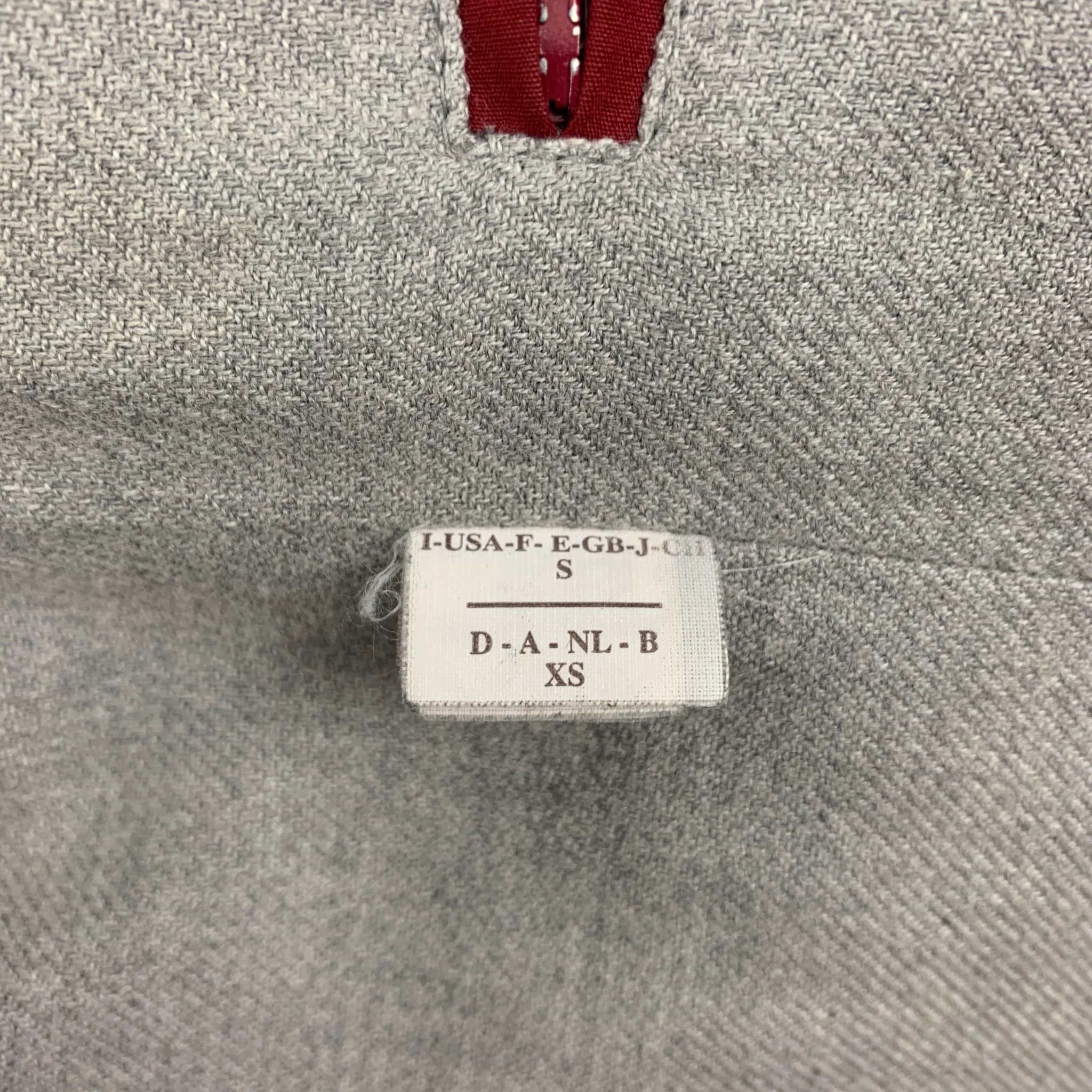 BRUNELLO CUCINELLI for BERGDORF GOODMAN Size S Navy Grey Polyester Nylon Vest - Image 6