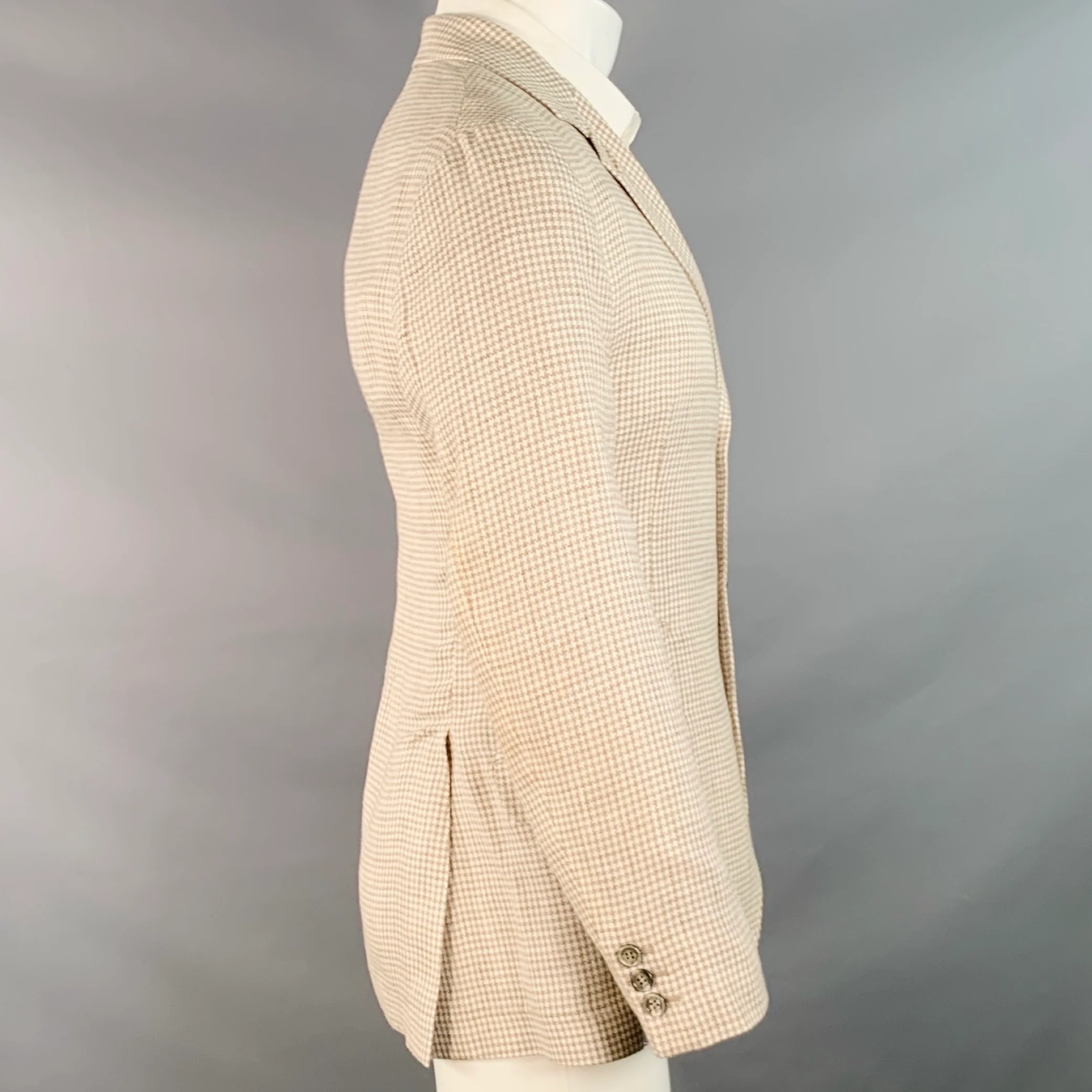 BRUNELLO CUCINELLI Size 38 Beige Cream Houndstooth Notch Lapel Sport Coat - Image 3
