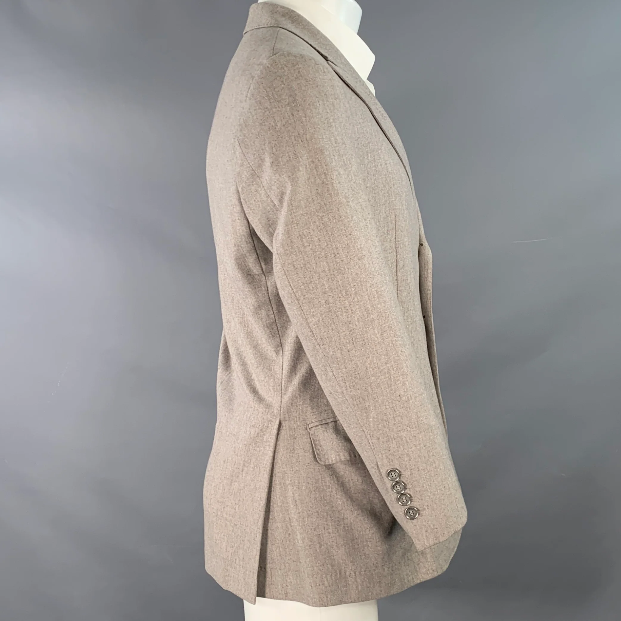 BRUNELLO CUCINELLI Size 38 Light Grey Wool Cashmere Silk Peak Lapel Sport Coat - Image 3