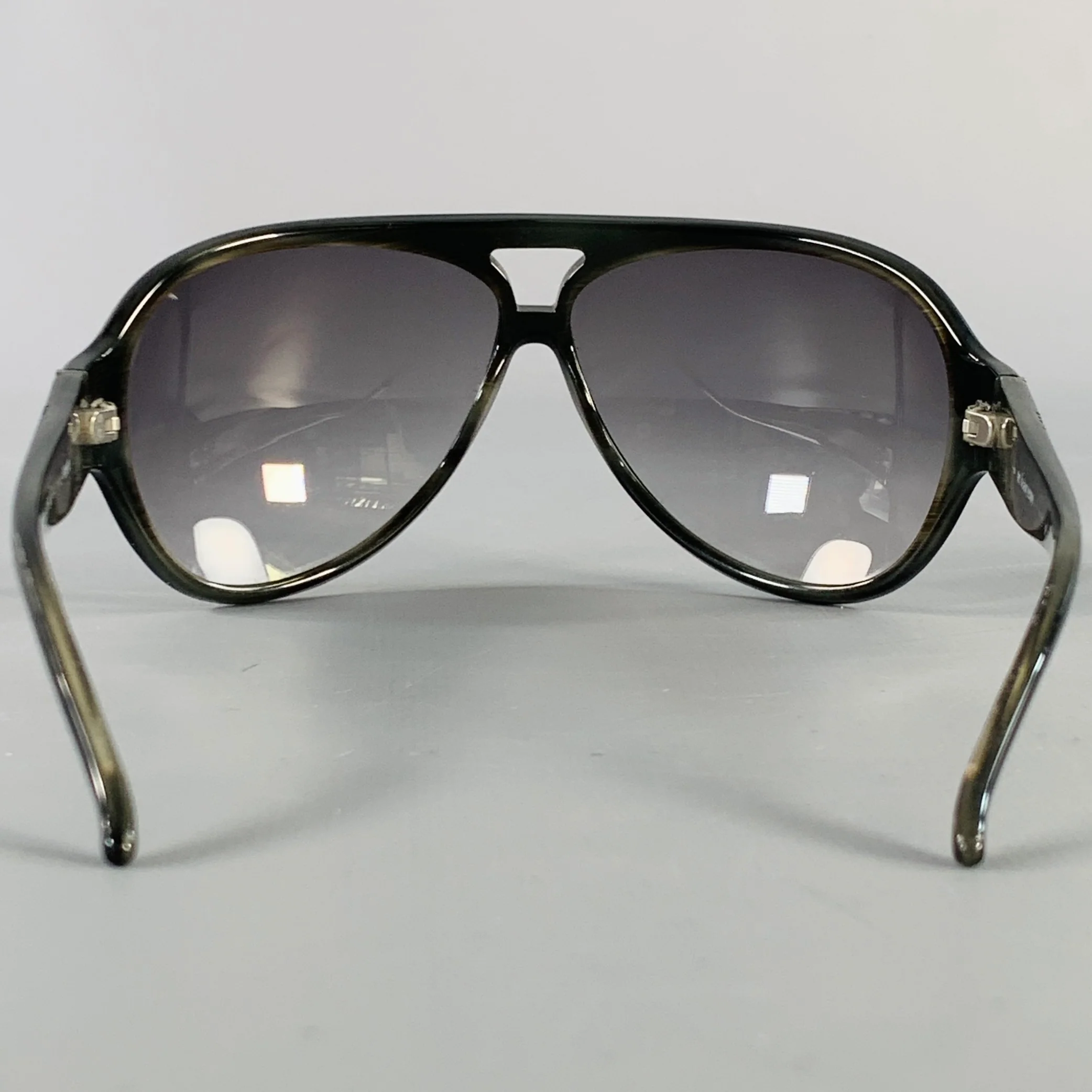 BURBERRY Black Acetate Oversized Wrap Around Aviator Sunglasses - Image 3