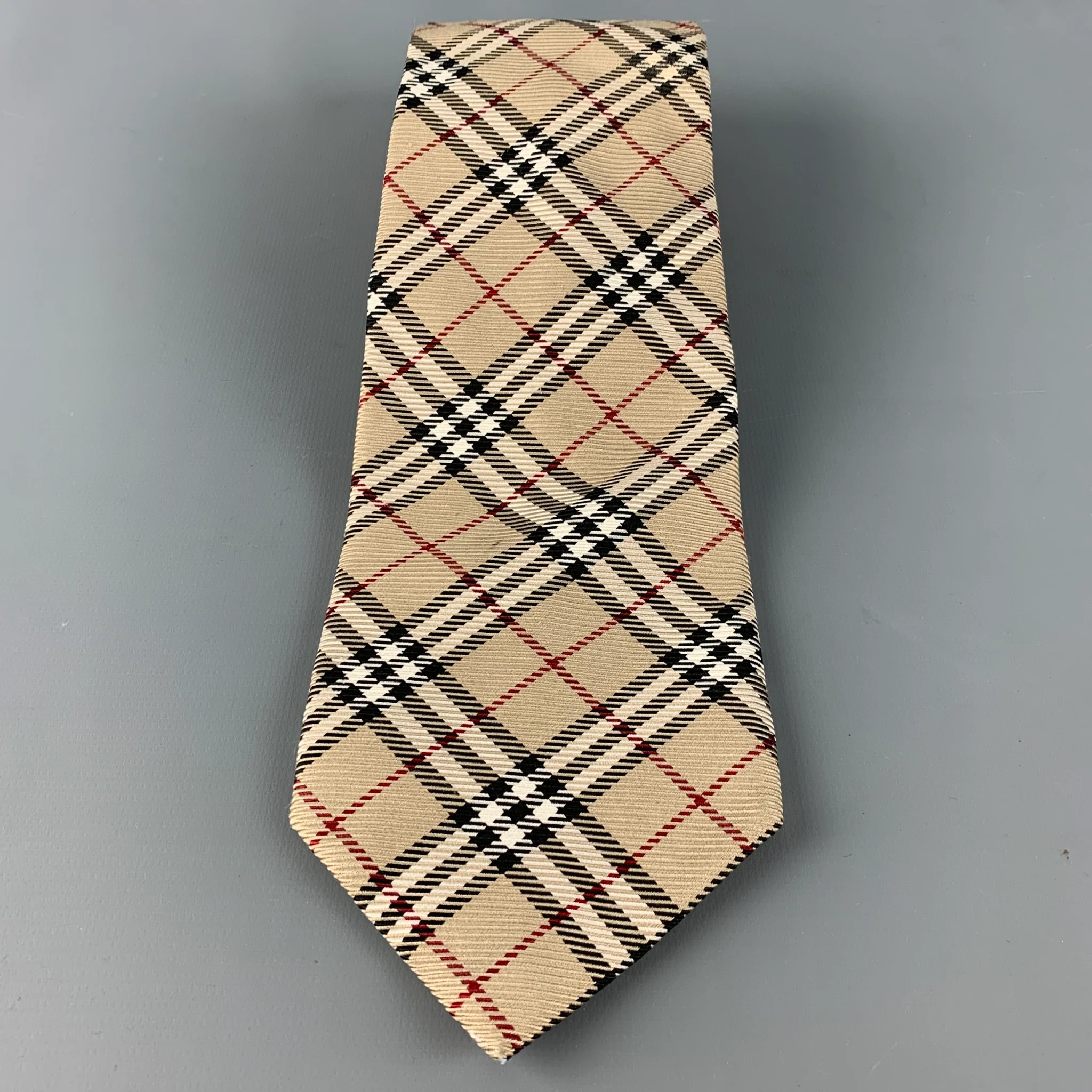 BURBERRY LONDON Beige Black & White Plaid Silk Tie - Image 2