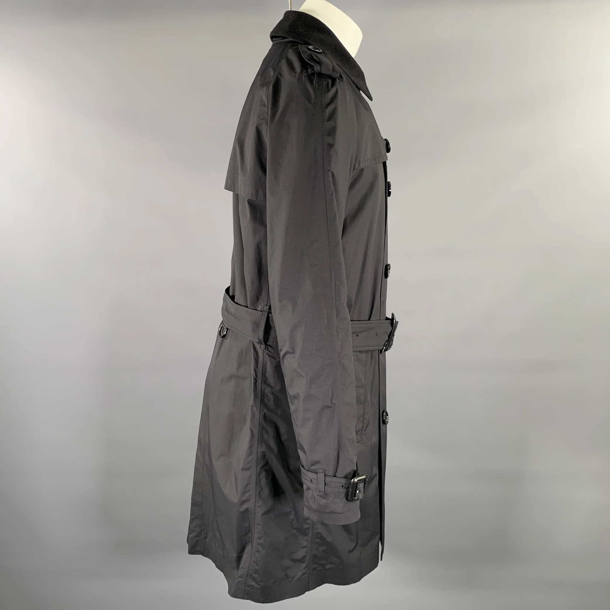 BURBERRY LONDON Chest Size Size M Trenchcoat - Image 3