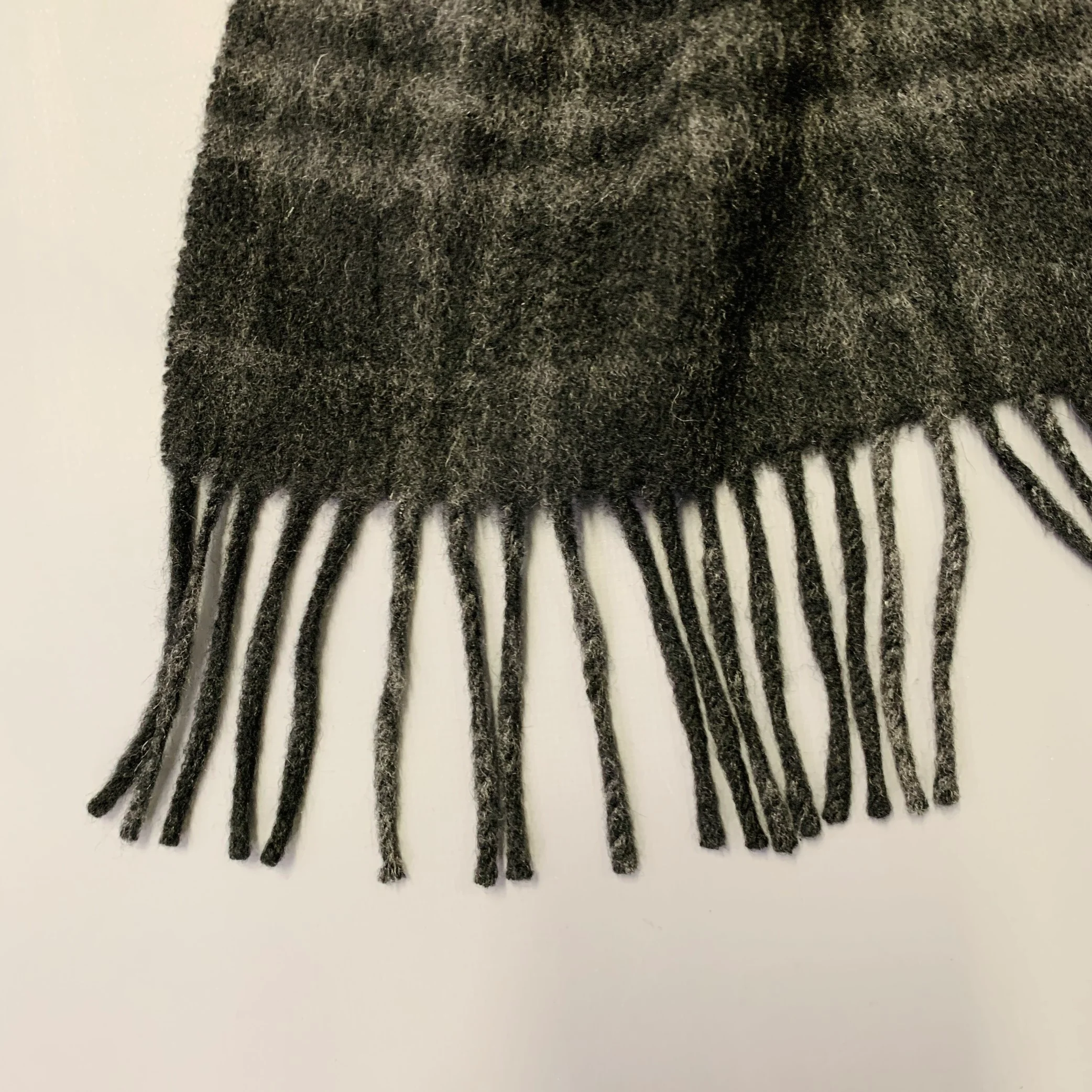 BURBERRY LONDON Grey Charcoal Plaid Cashmere Fringe Scarf - Image 2