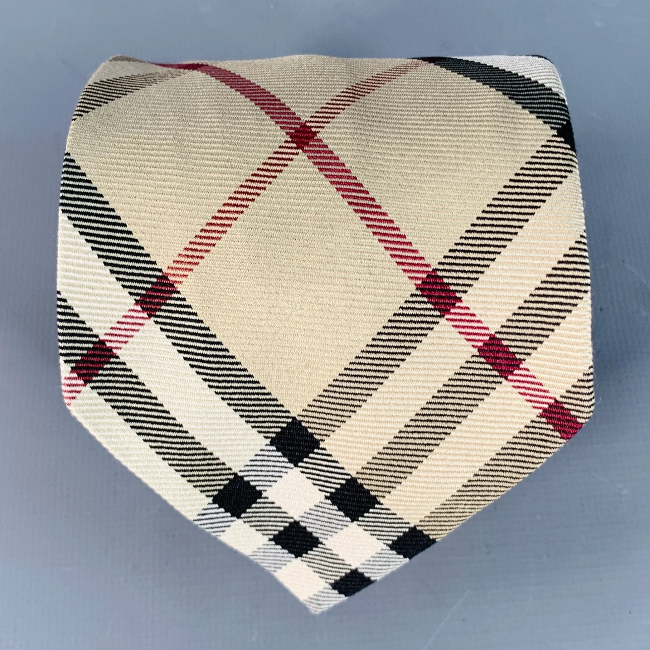 BURBERRY LONDON Nova Check Beige Red Black Plaid Silk Tie