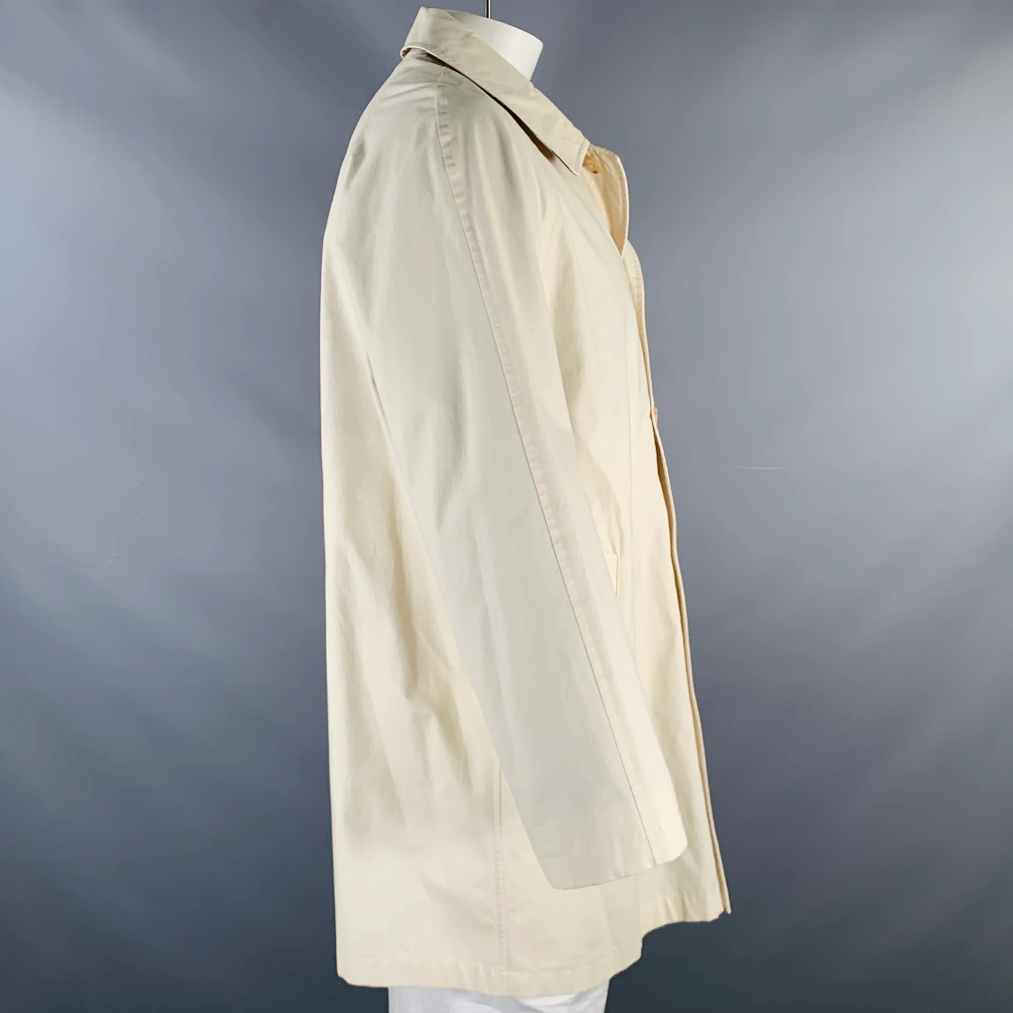 BURBERRY LONDON Size 42 Beige Cotton Raglan Coat - Image 2
