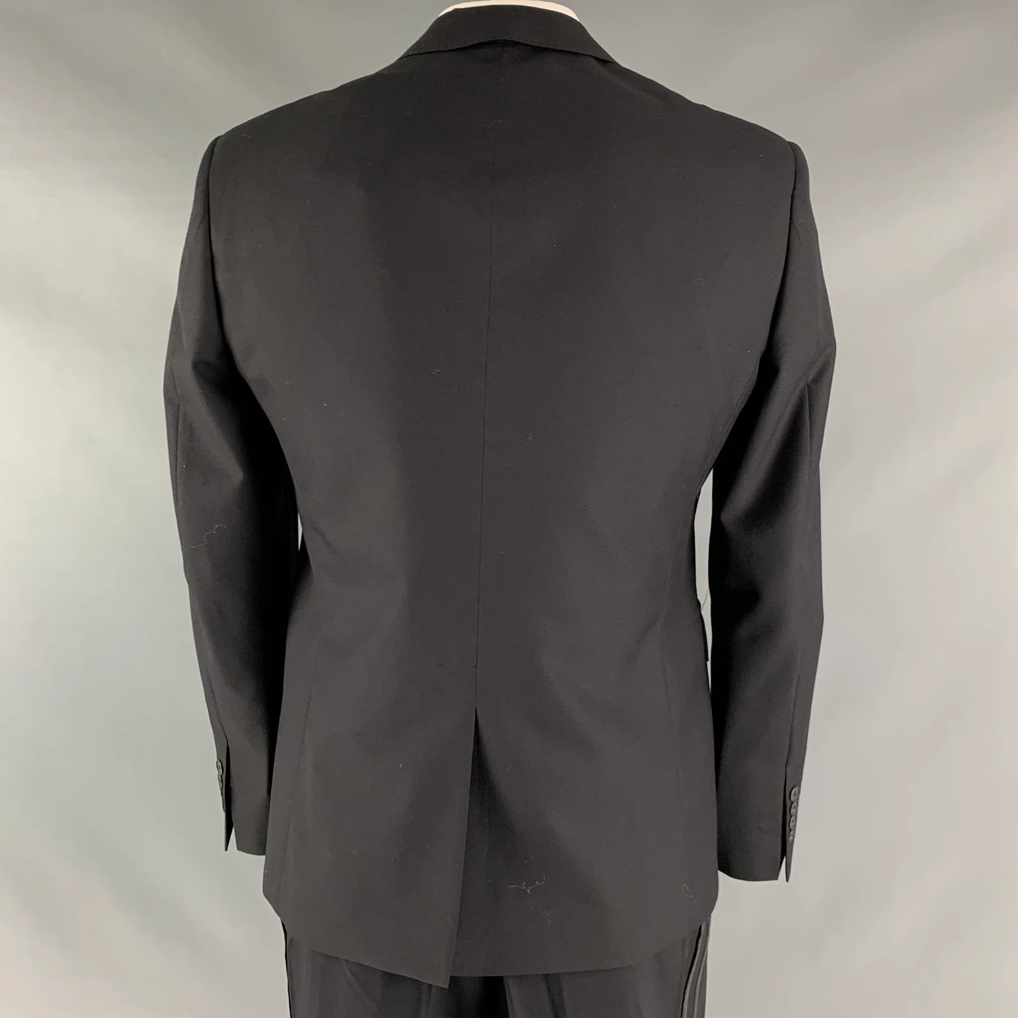 BURBERRY LONDON Size 42 Short Black Solid Wool Notch Lapel Sport Coat - Image 3