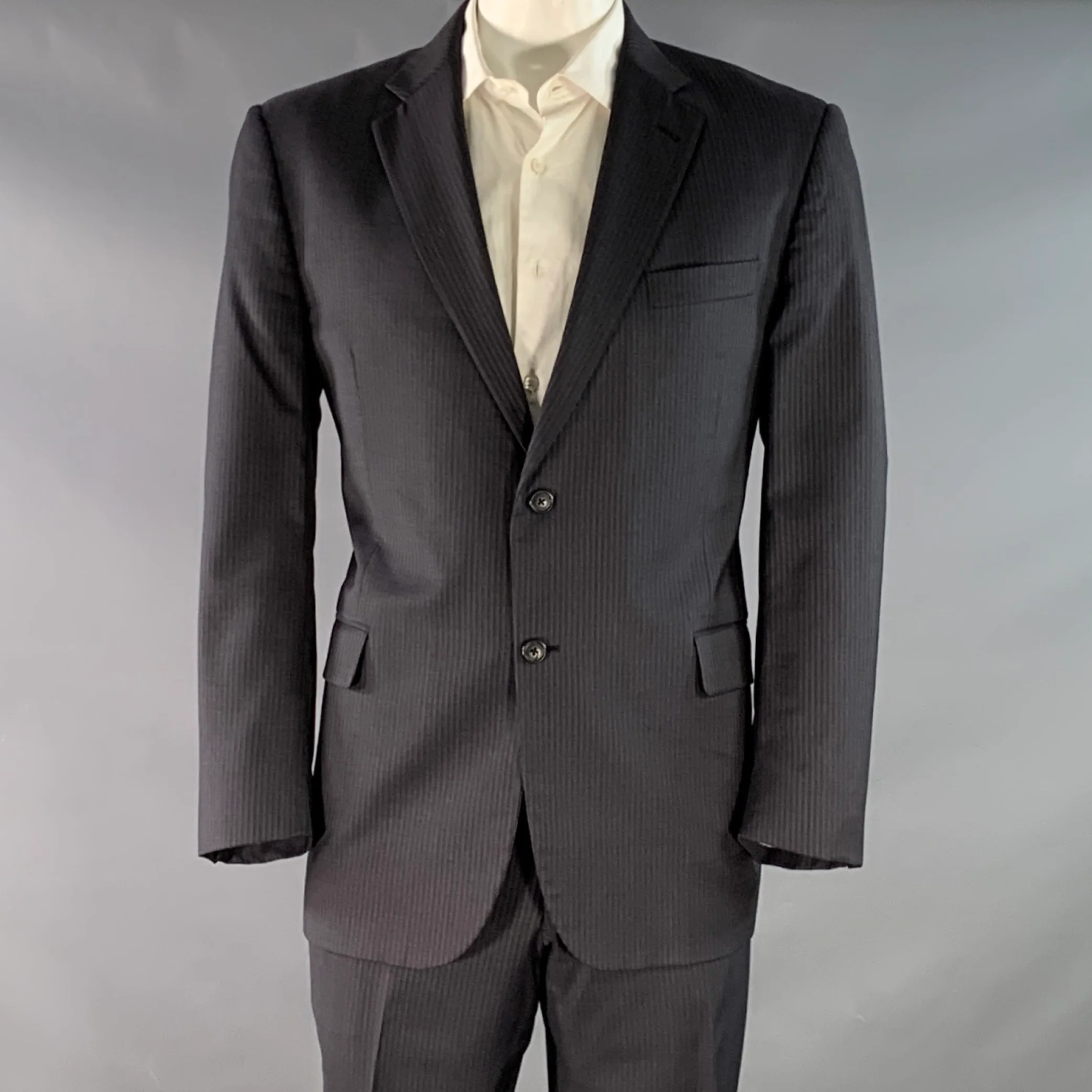 BURBERRY LONDON Size 44 Regular Black Grey Stripe Wool Notch Lapel Suit