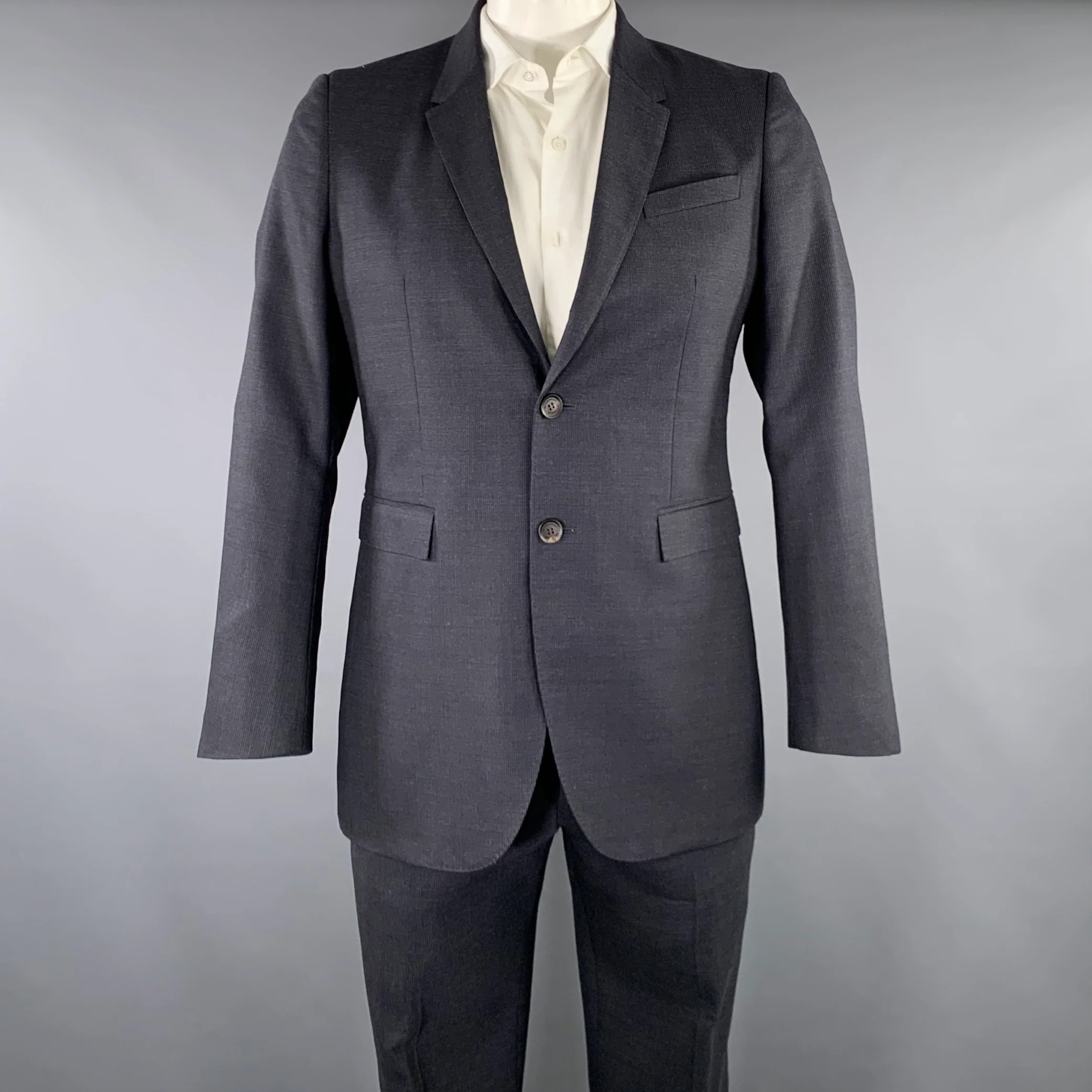 BURBERRY PRORSUM Size 42 Black Charcoal Stripe Virgin Wool Suit