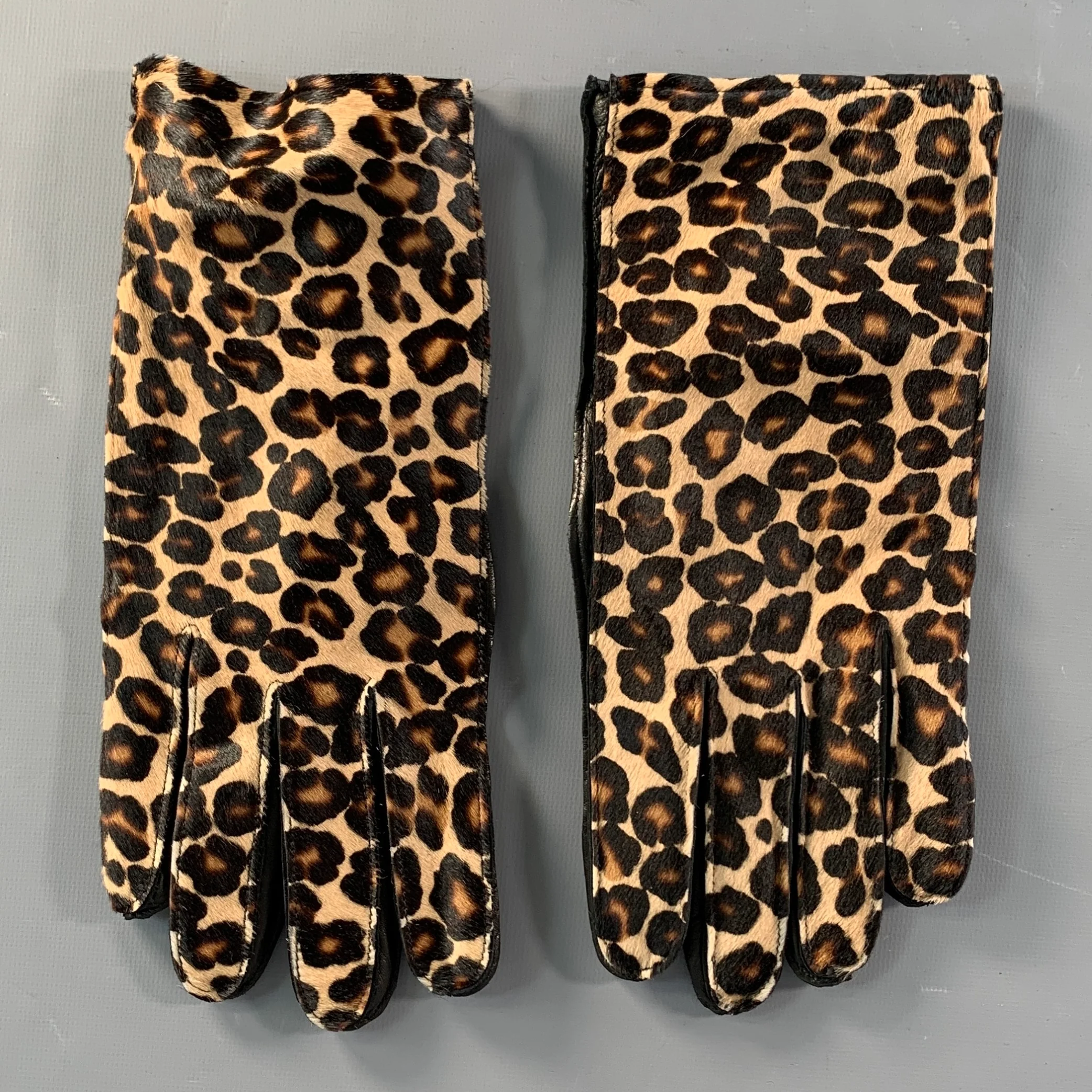 BURBERRY PRORSUM Size 8.5 Beige Brown Black Animal Print Calf Hair Gloves