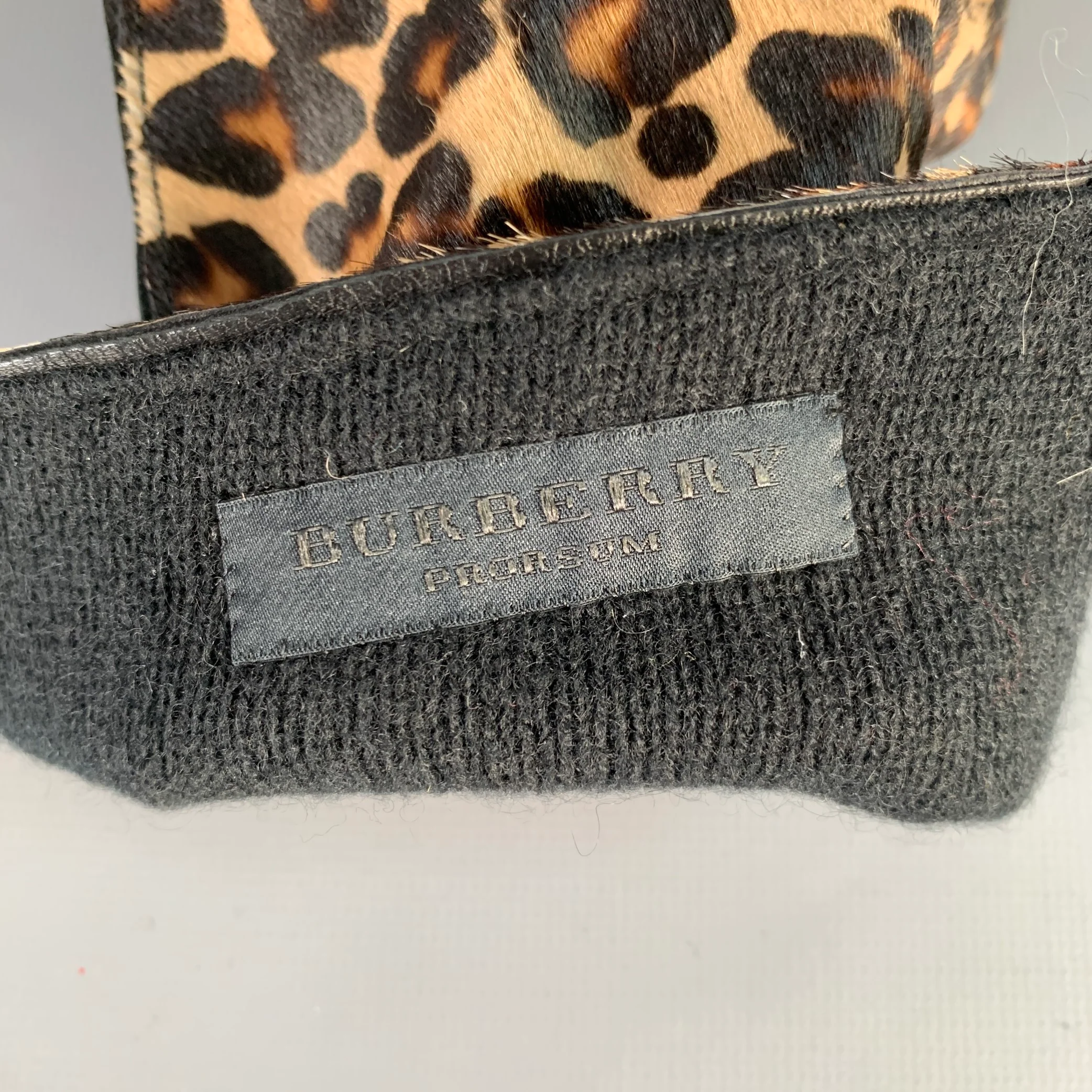 BURBERRY PRORSUM Size 8.5 Beige Brown Black Animal Print Calf Hair Gloves - Image 5