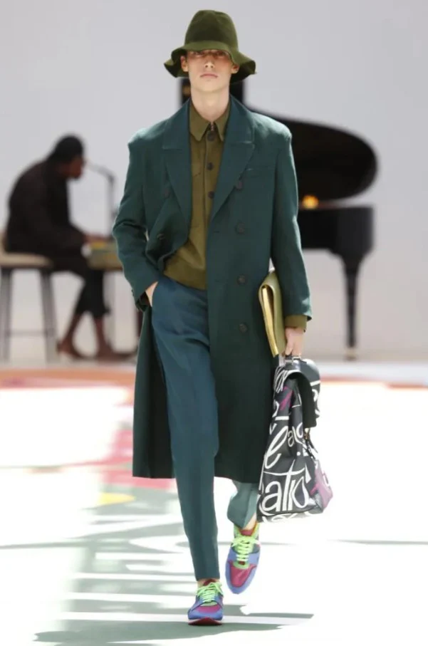 BURBERRY PRORSUM SS15 Size 44 Green Linen Double Breasted Coat - Image 2