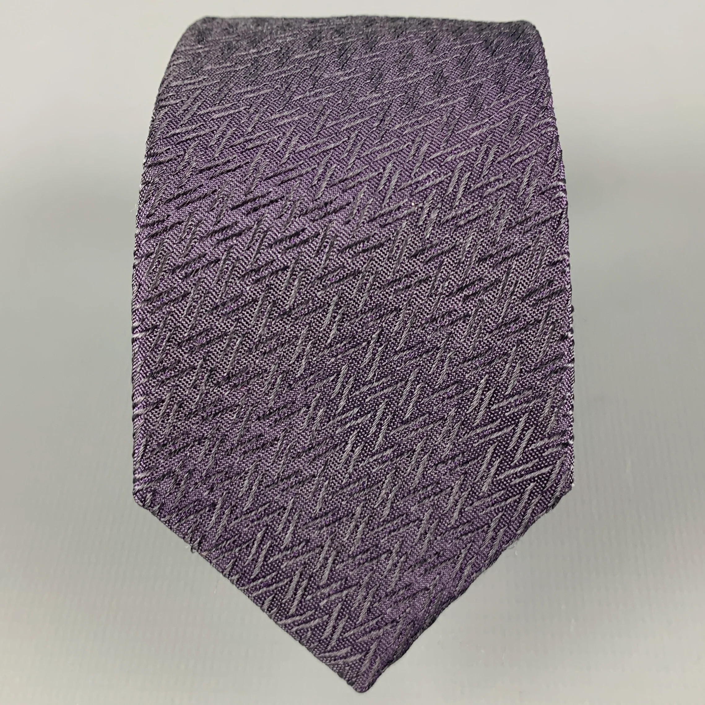 BURBERRY Purple Textured Silk Tie