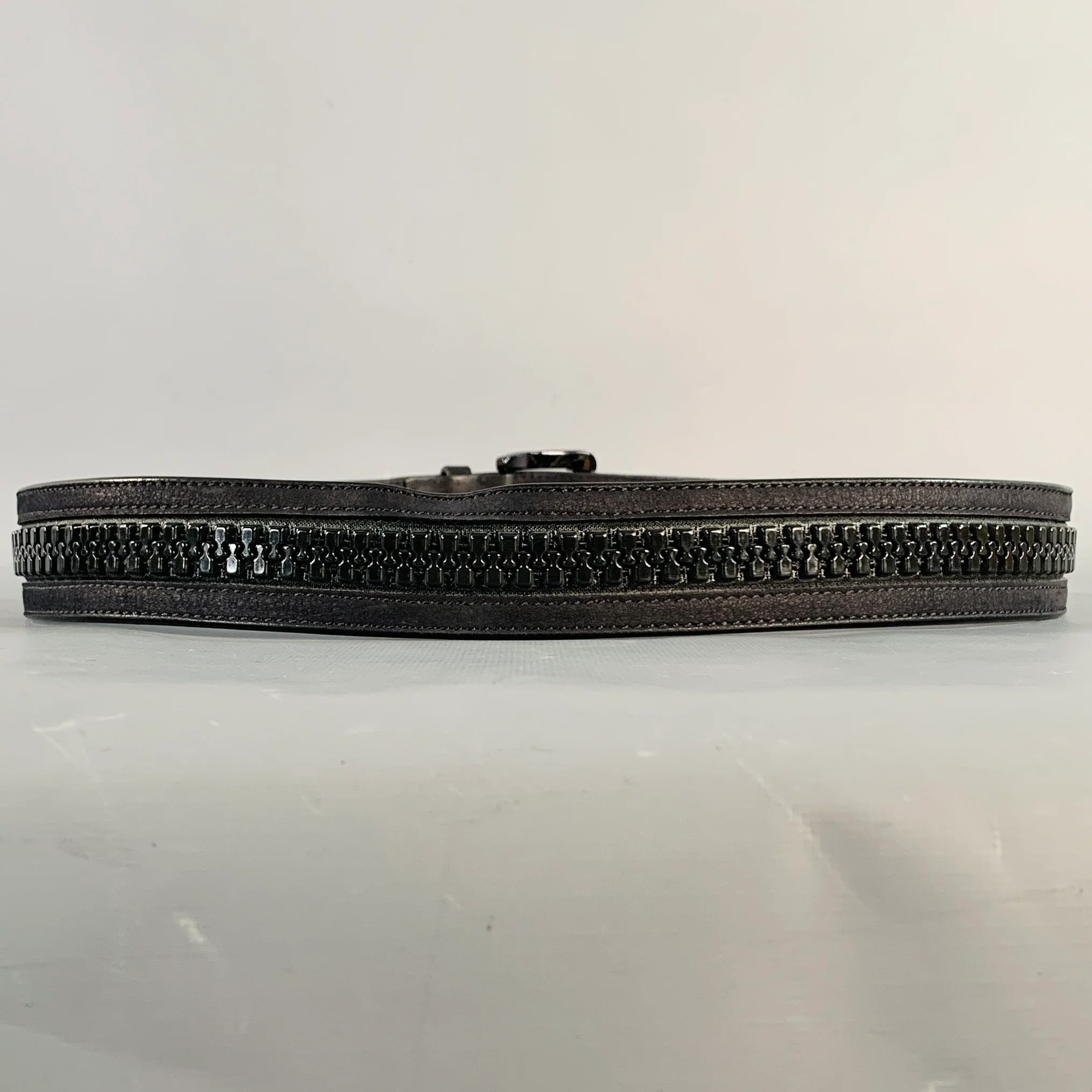 BURBERRY Size 38 Black Leather Zipper Belt - Image 3
