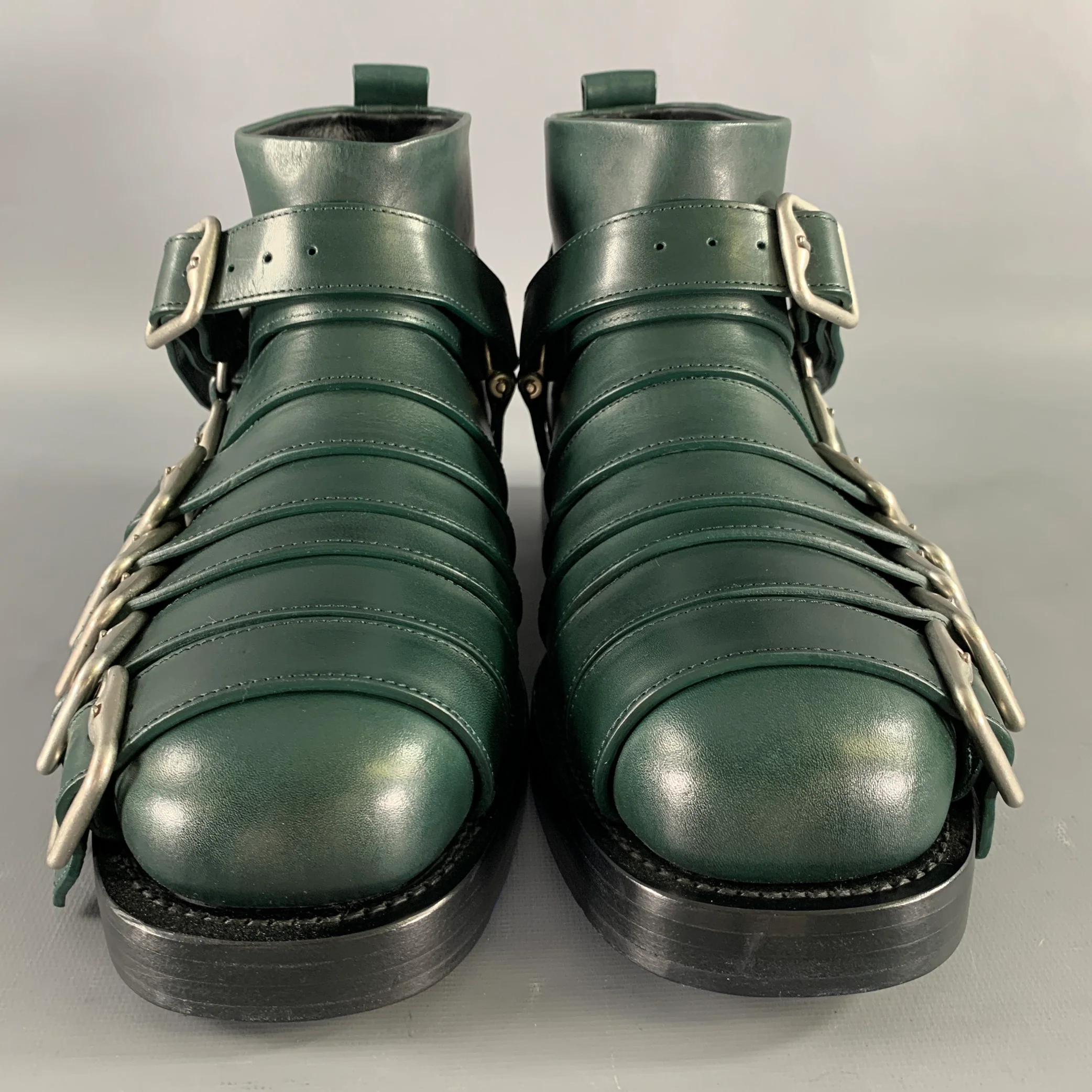 BURBERRY Size 8.5 Green Leather Pull On Boots - Image 4