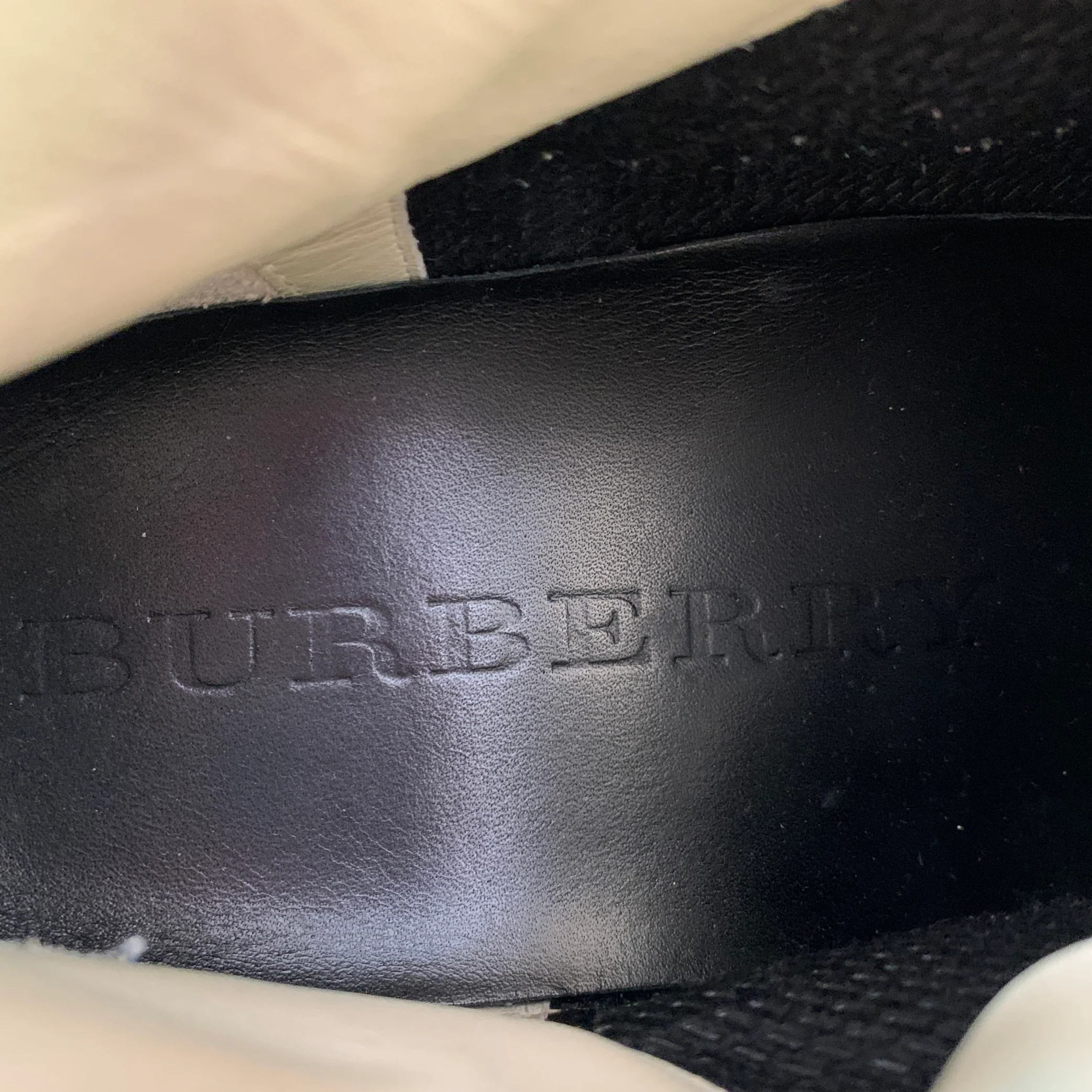 BURBERRY Size 8 Beige Black Plaid Canvas High Top Sneakers - Image 7