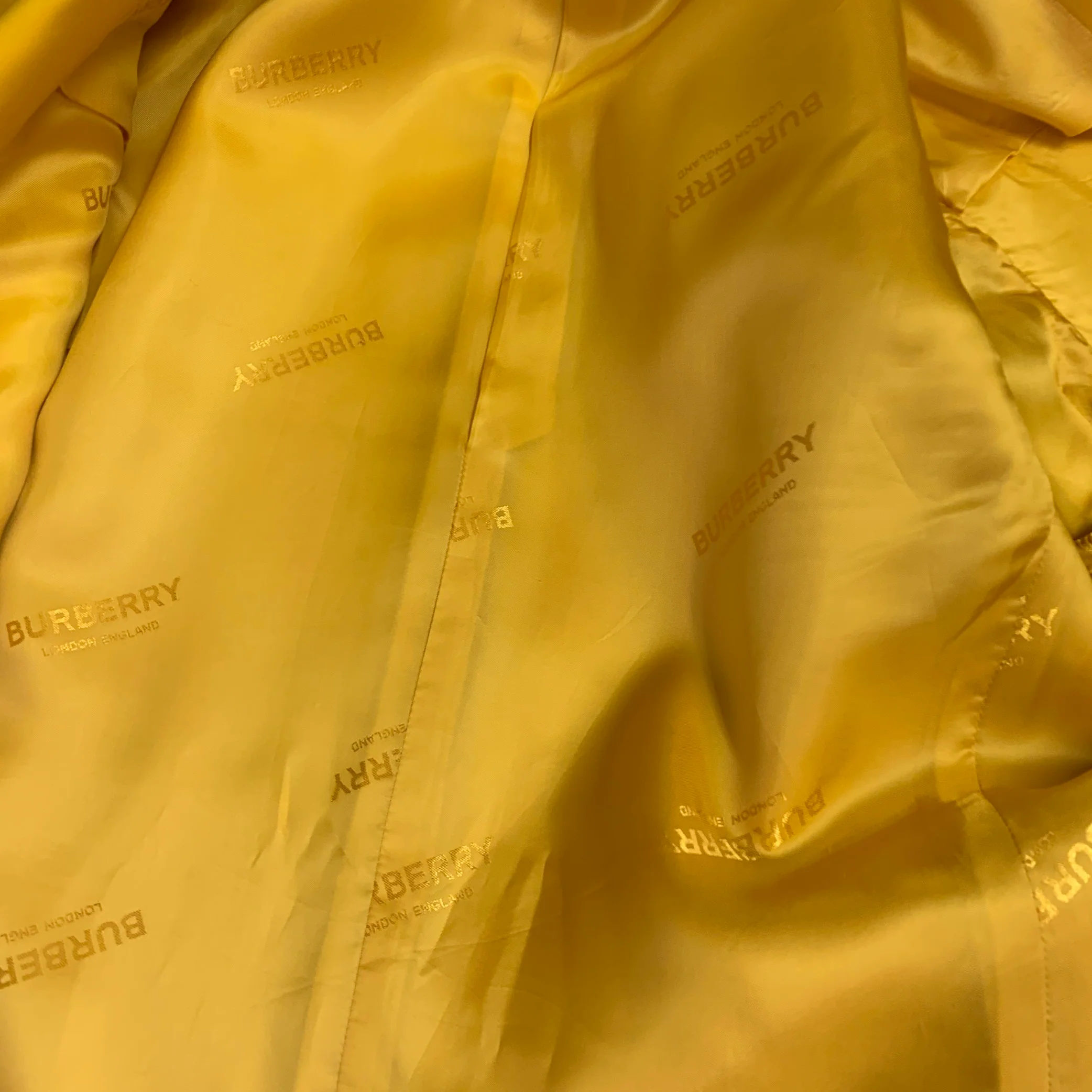 BURBERRY SS23 Size 40 Yellow Wool Double Breasted Peak Lapel Single Snap Suit - Image 8