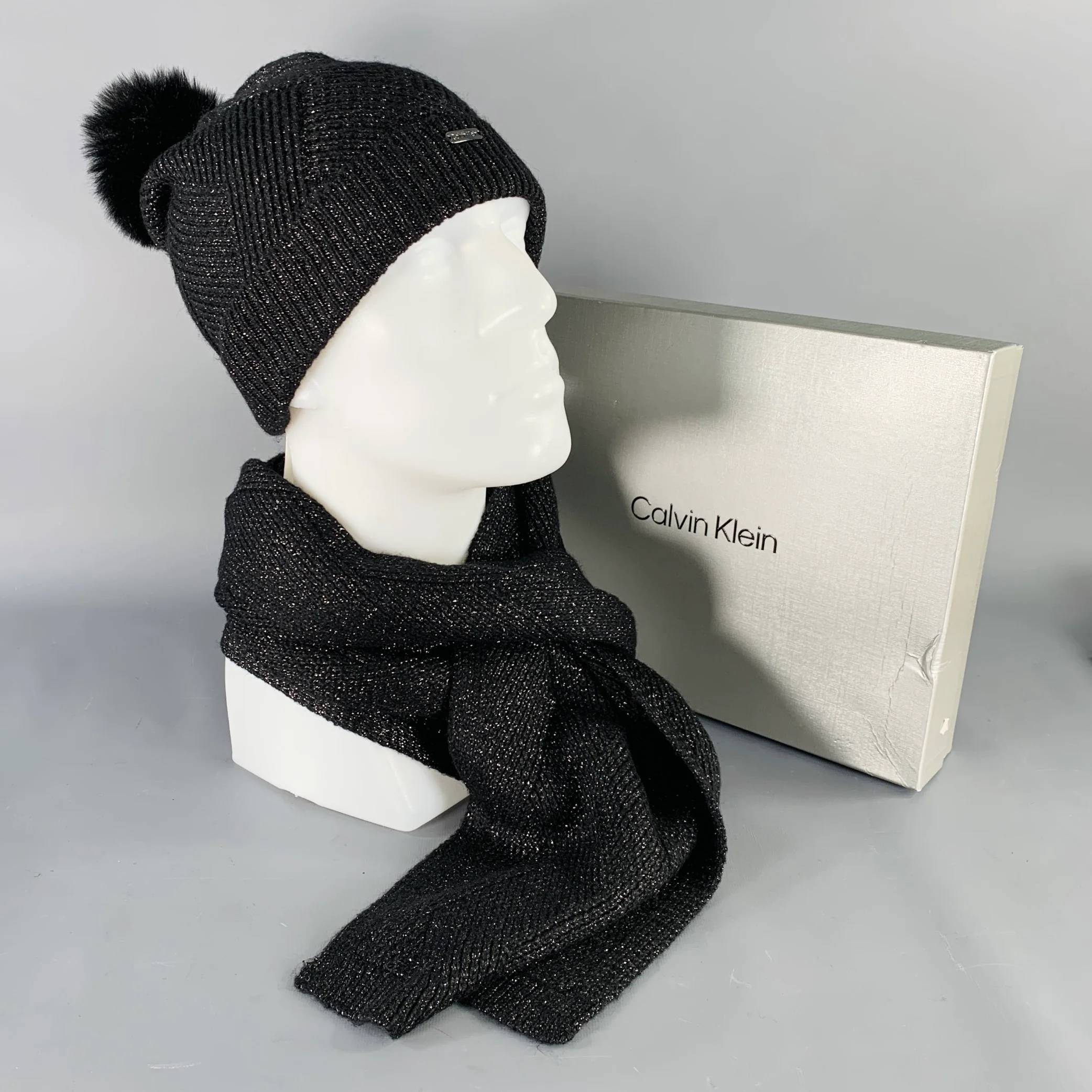 CALVIN KLEIN Black Silver Knit Polyester Blend Scarf Beanie Set - Image 10