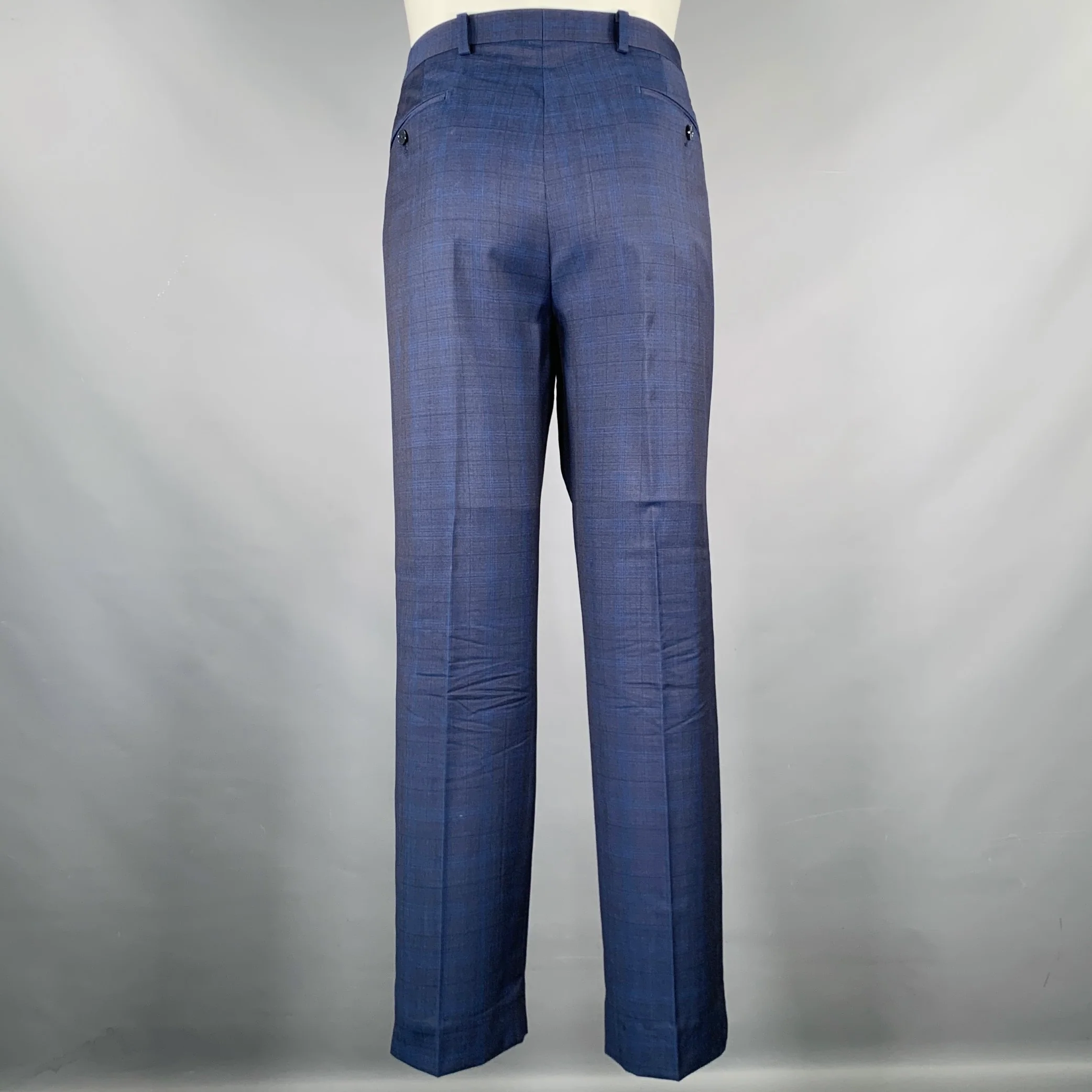 CALVIN KLEIN Size 40 Blue Navy Wool Single Breasted Suit - Image 6