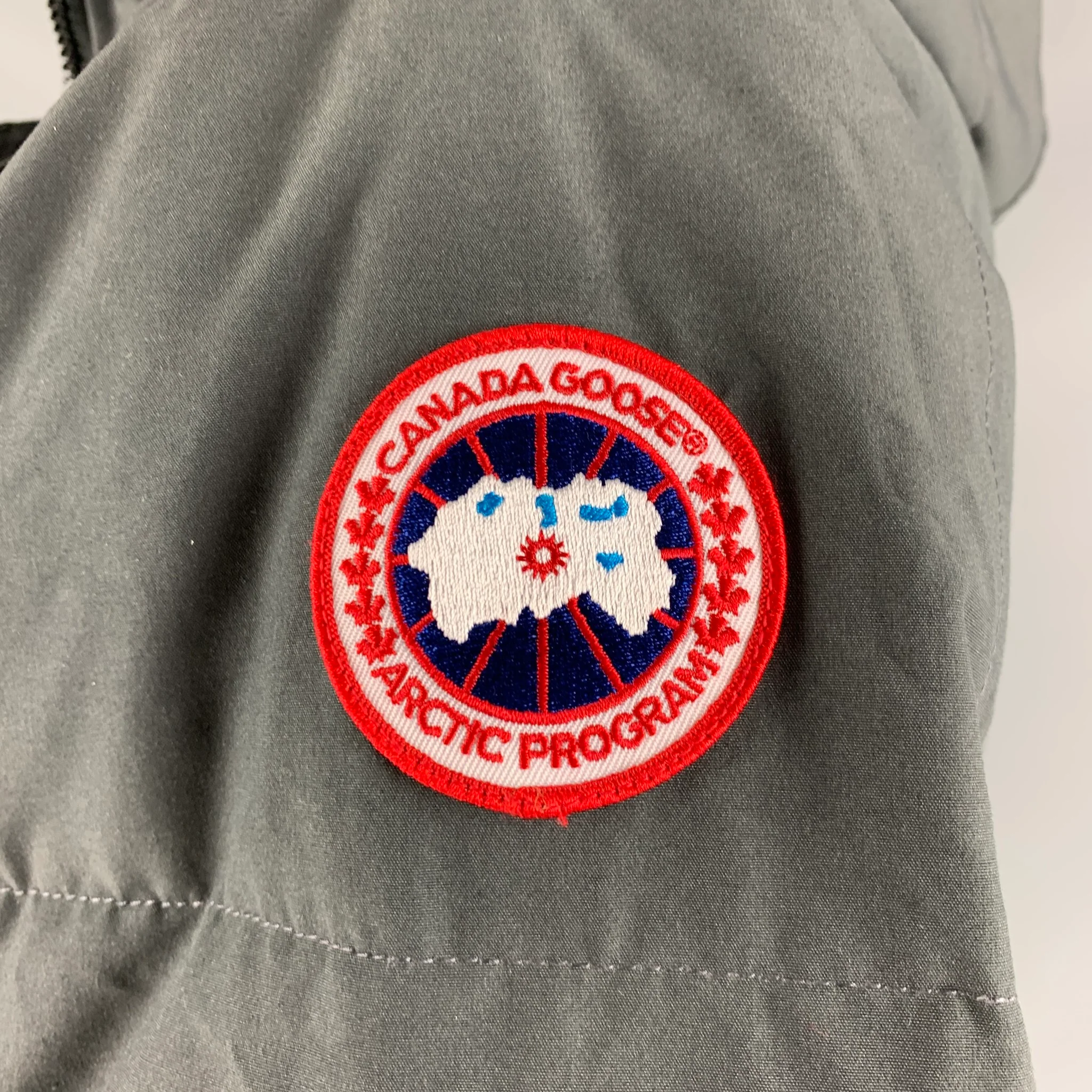 CANADA GOOSE Size XL Grey Quilted Polyester Cotton Hooded Jacket - Image 4
