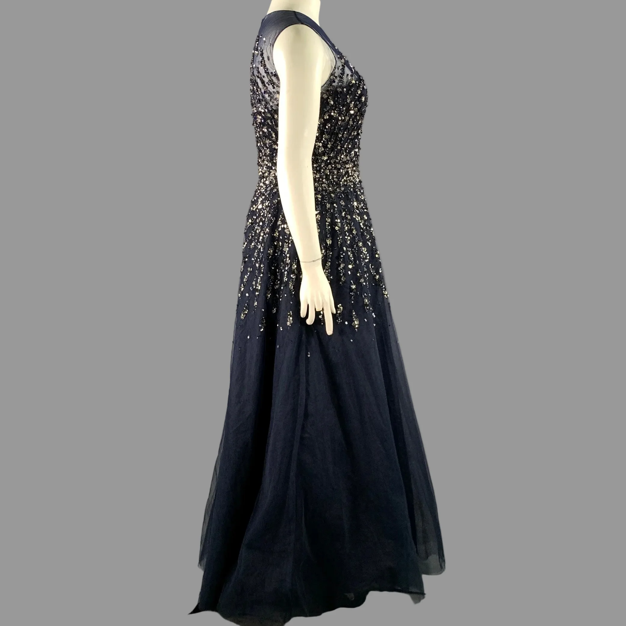 CAROLINA HERRERA Size 14 Navy Silver Nylon A-Line Long Gown - Image 4