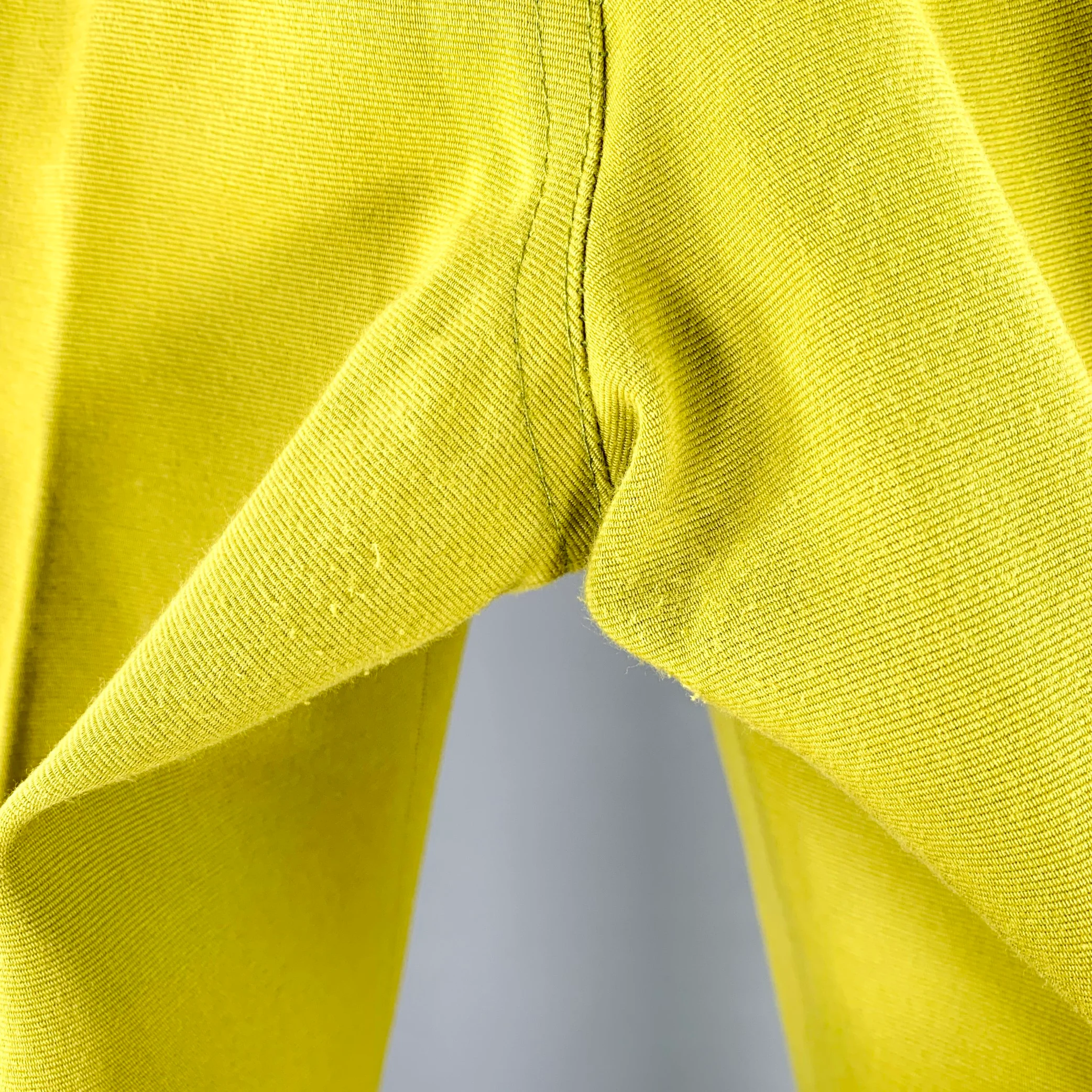 CAROLINA HERRERA Size 32 Green Chartreuse Side Tabs Dress Pants - Image 3