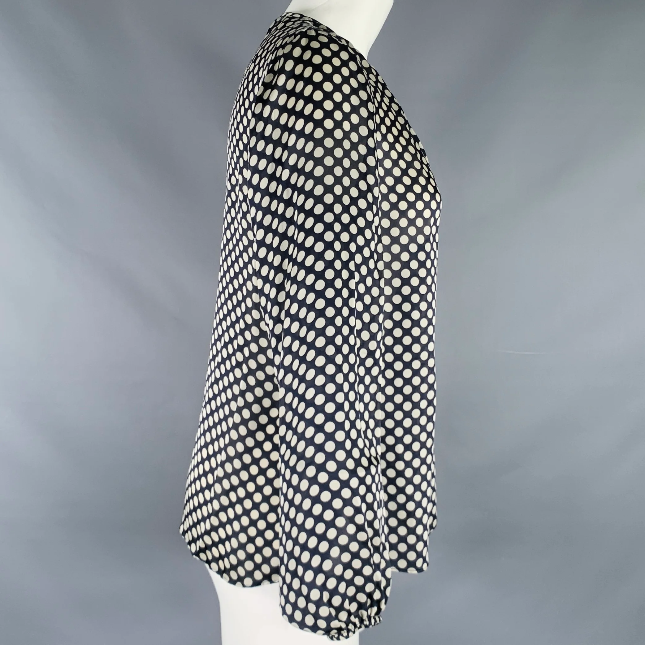 CAROLINA HERRERA Size 8 Black Ivory Silk Polka Dot Pop Over Blouse - Image 3