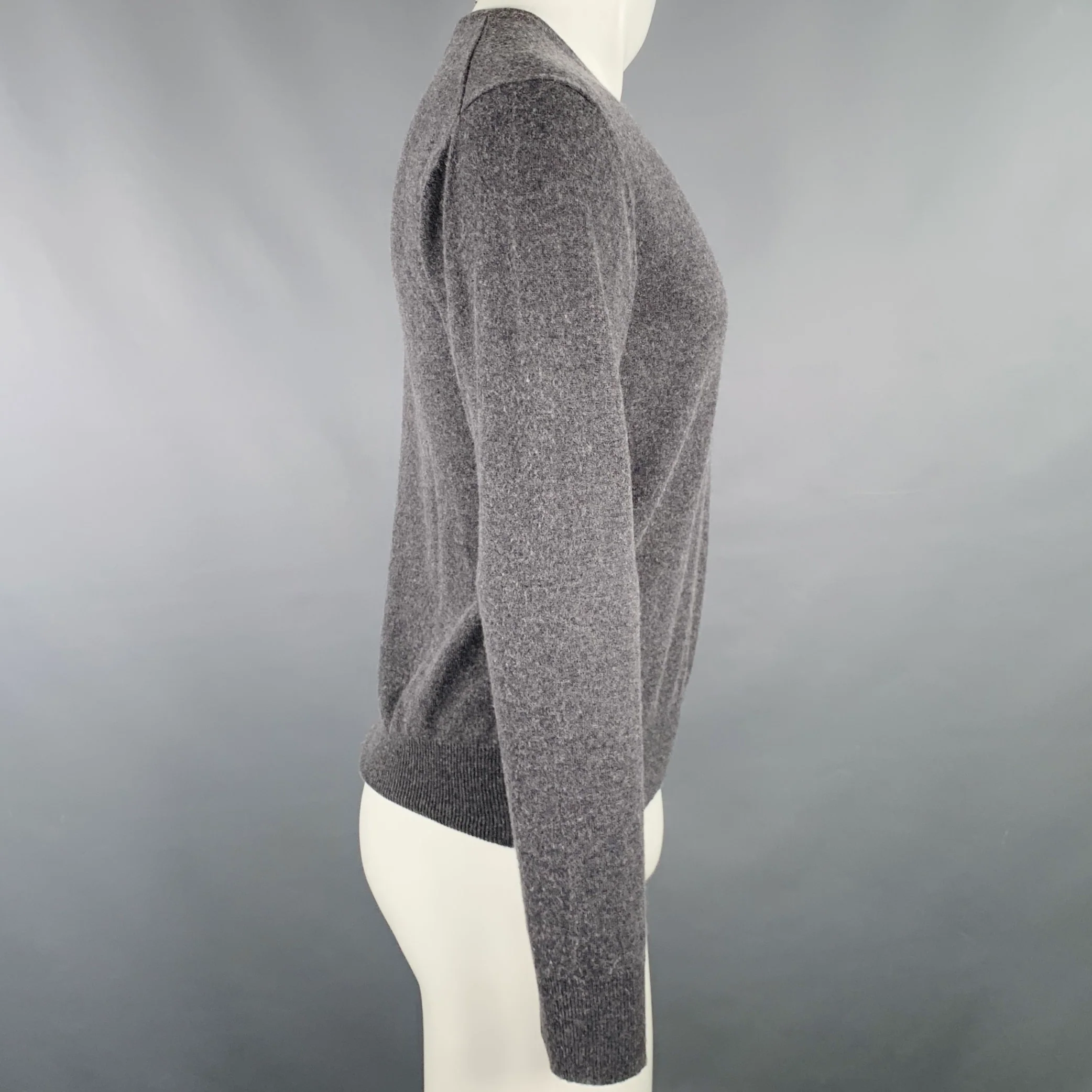 CAROLINA HERRERA Size S Grey Red Knit Wool Silk Cashmere V-Neck Sweater - Image 3