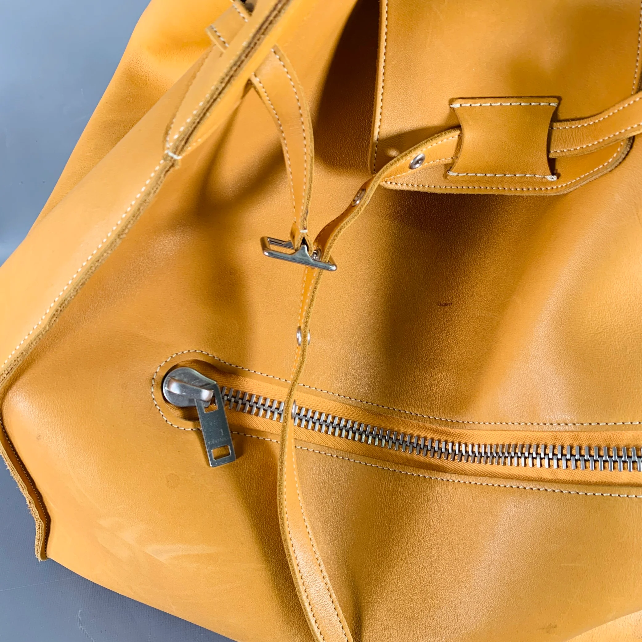 CELINE Fall 2017 Cabas Phantom Yellow Mustard Leather Oversized Tote Handbag - Image 9