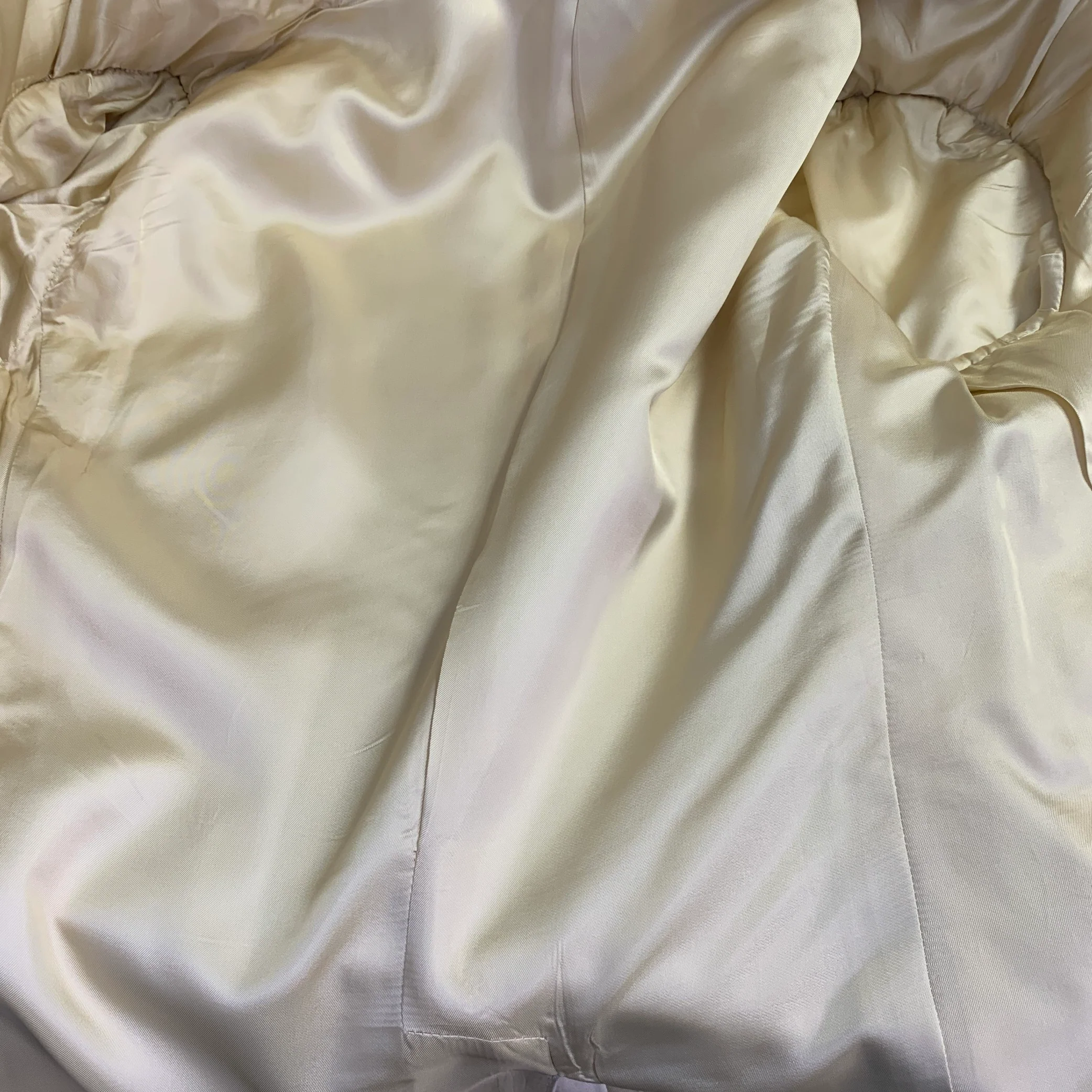 CELINE Size 42 Cream Silk Notch Lapel Sport Coat - Image 9