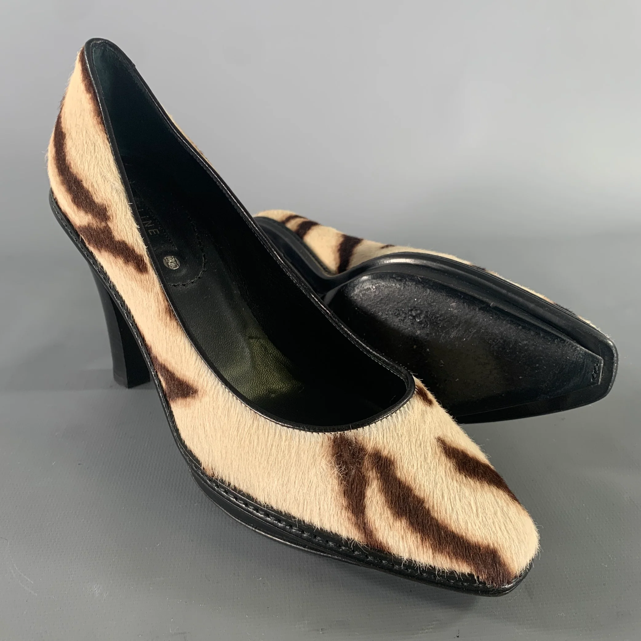 CELINE Size 7 Cream Brown Animal Print Calf hair Pointed Toe Pumps - Image 5