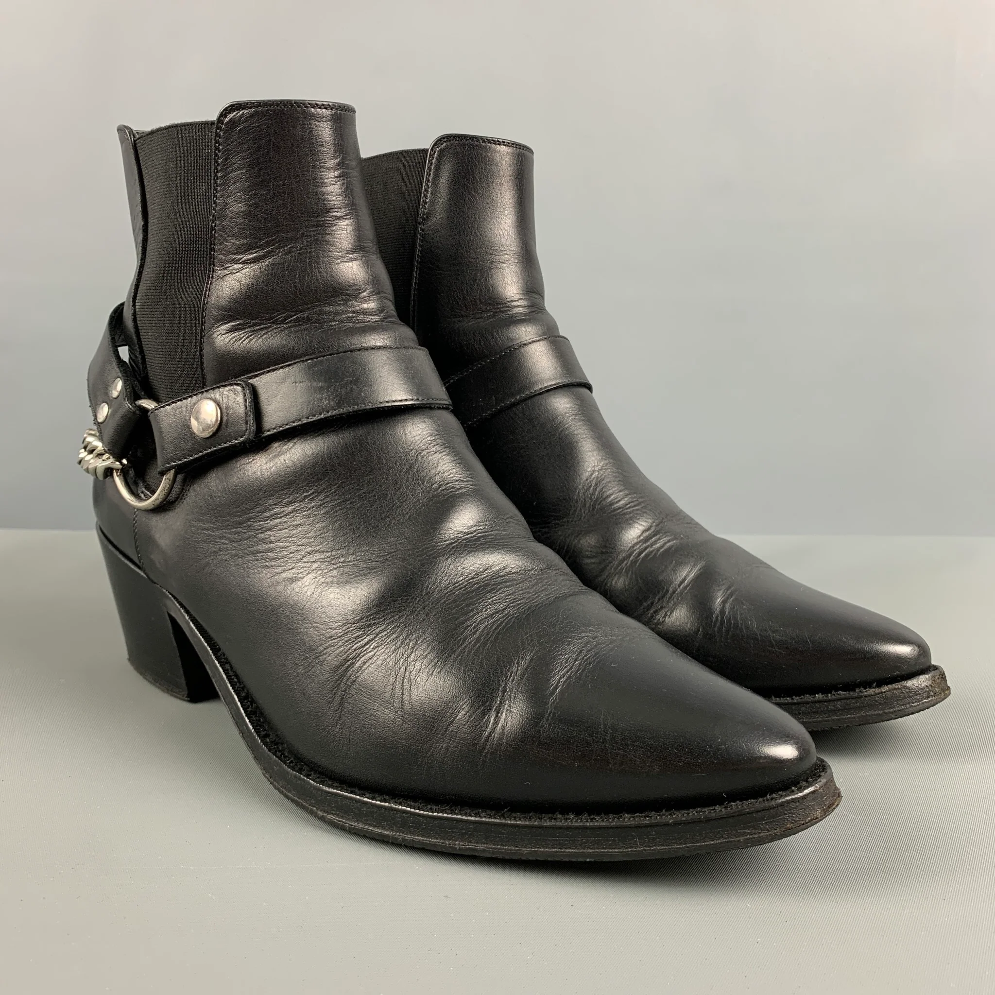 CELINE Size 8 Black Chain Leather Chelsea Boots
