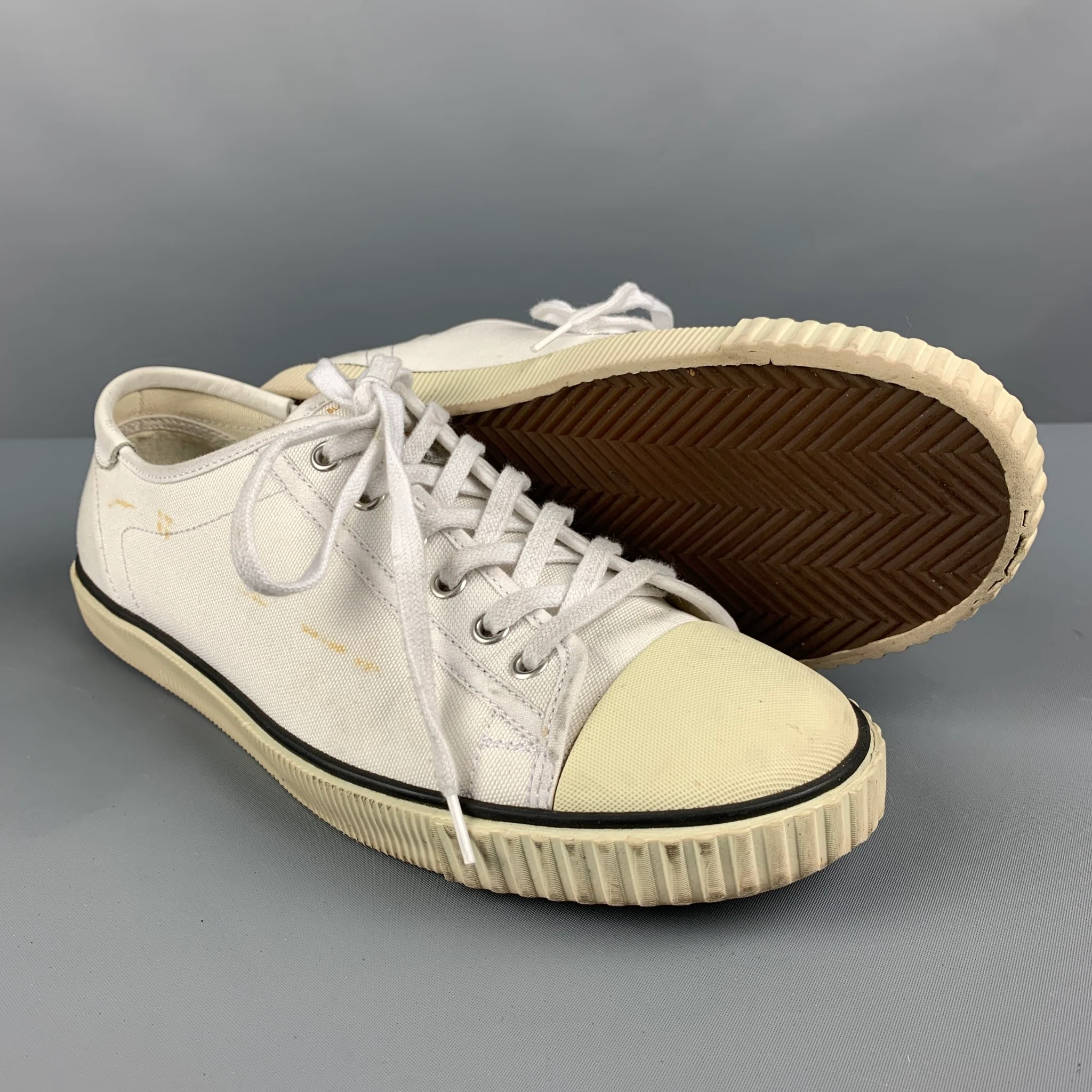 CELINE Size 8 White Black Canvas Sneakers - Image 5
