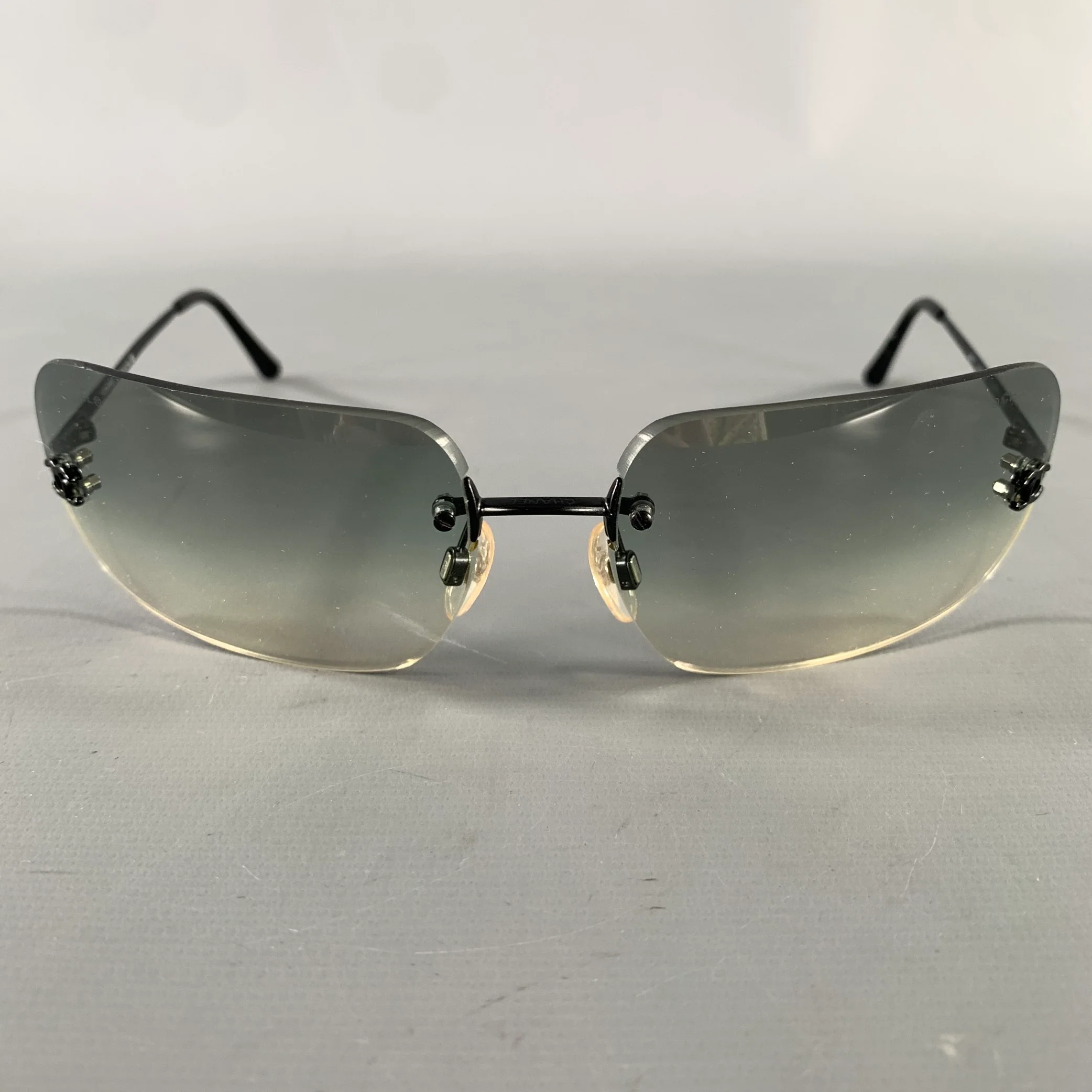 CHANEL Black Green Sunglasses