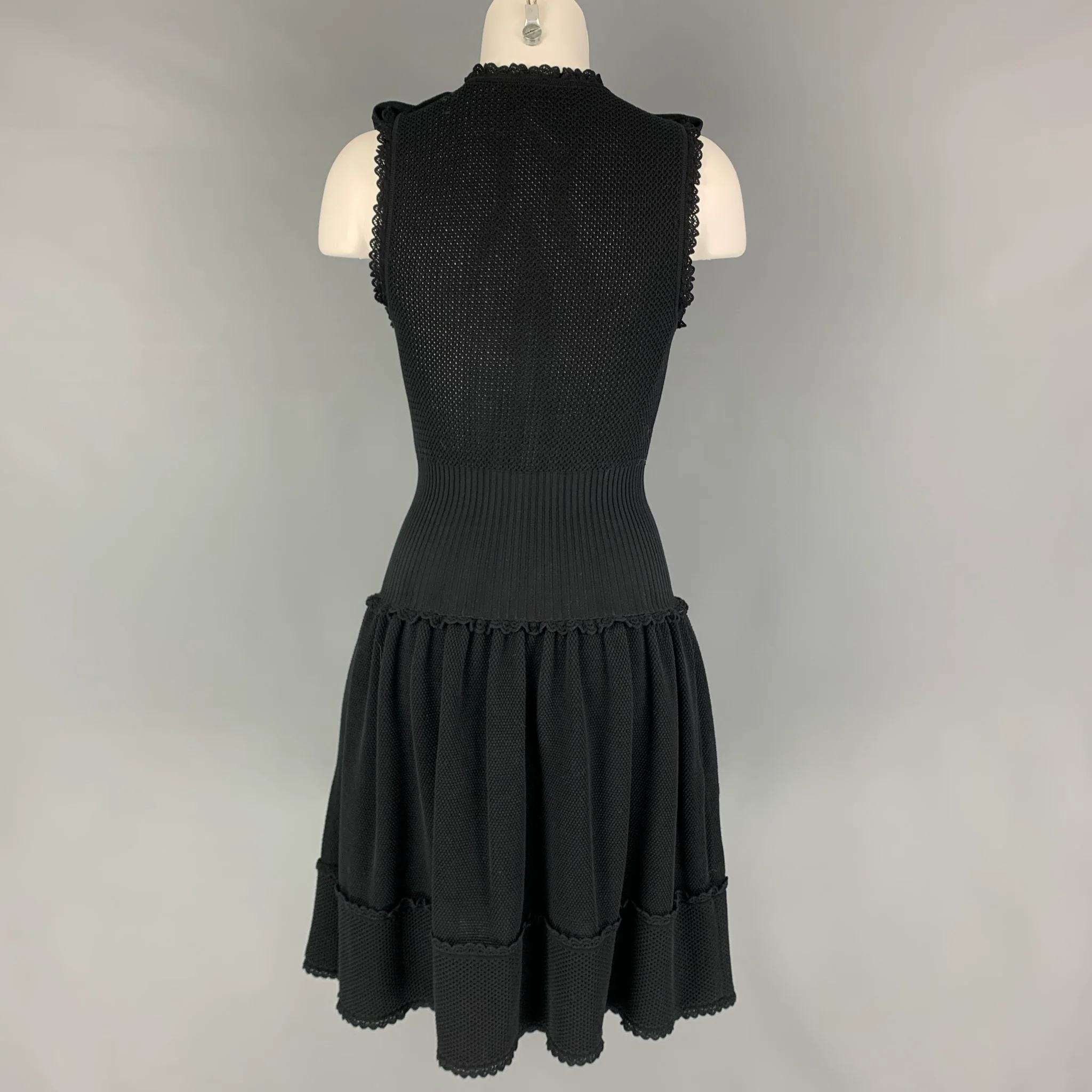 CHANEL Size 2 Black Knitted Cotton Textured Sleeveless Dress - Image 3