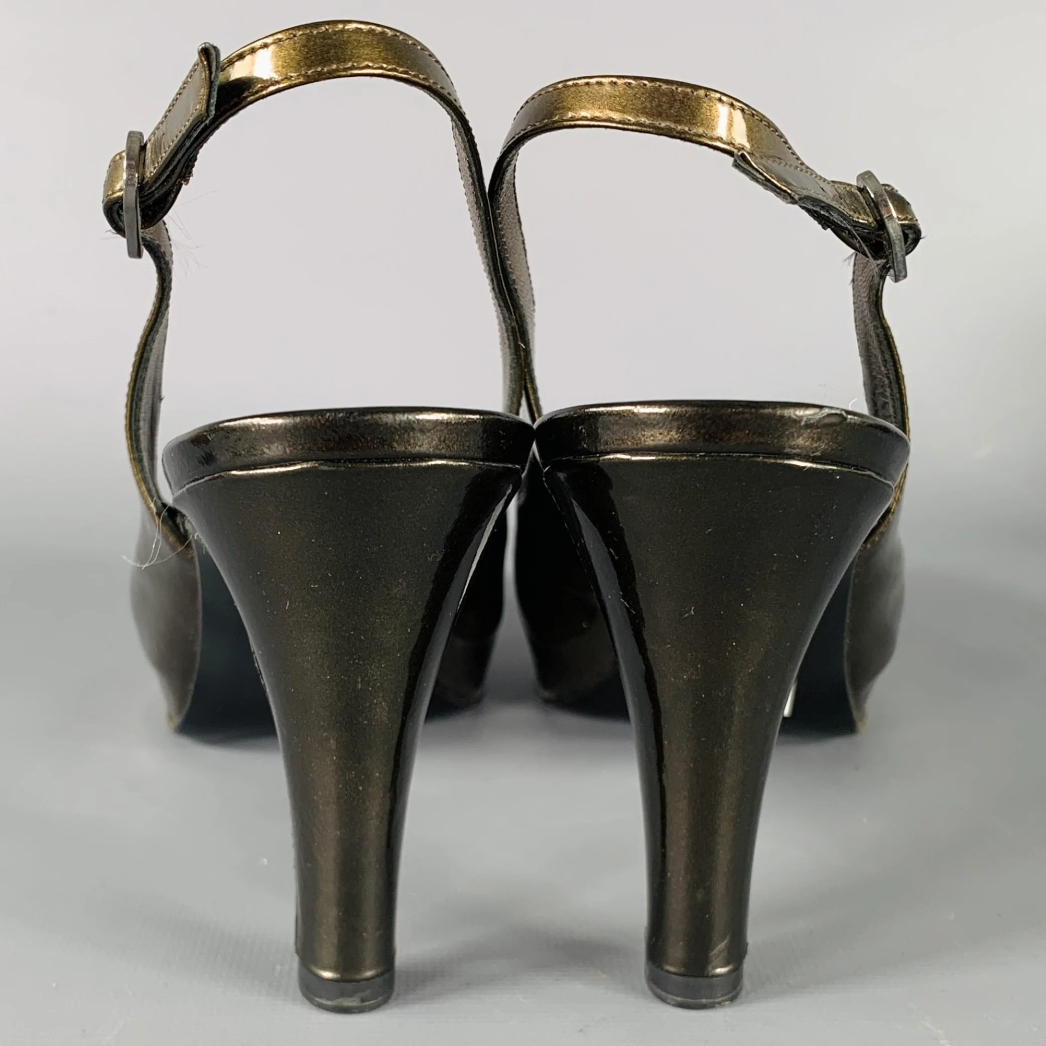 CHANEL Size 8.5 Brown Olive Glittered Patent Leather Slingback Heels Pumps - Image 3