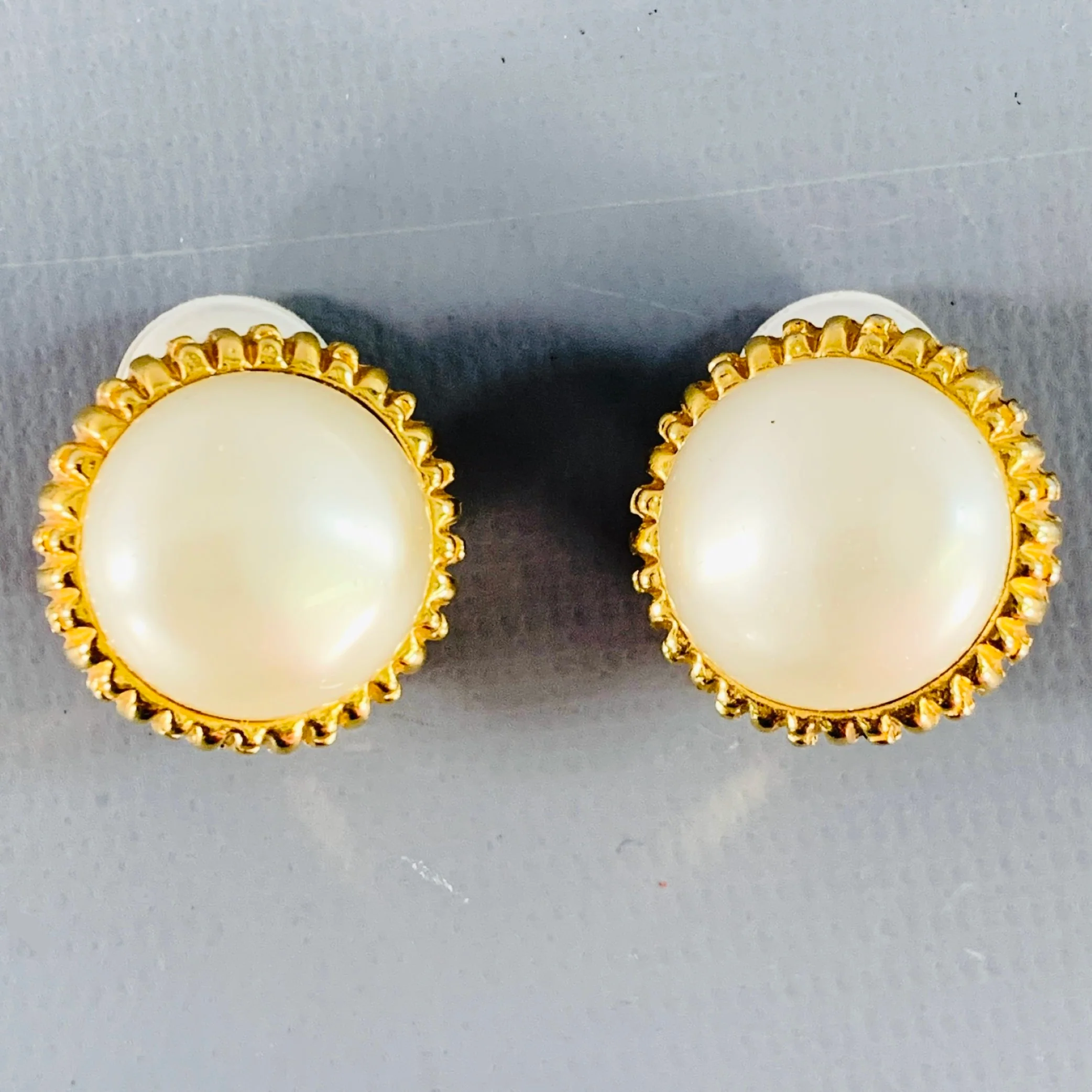 CHANEL Vintage White Gold Faux Pearl Clip On Earrings
