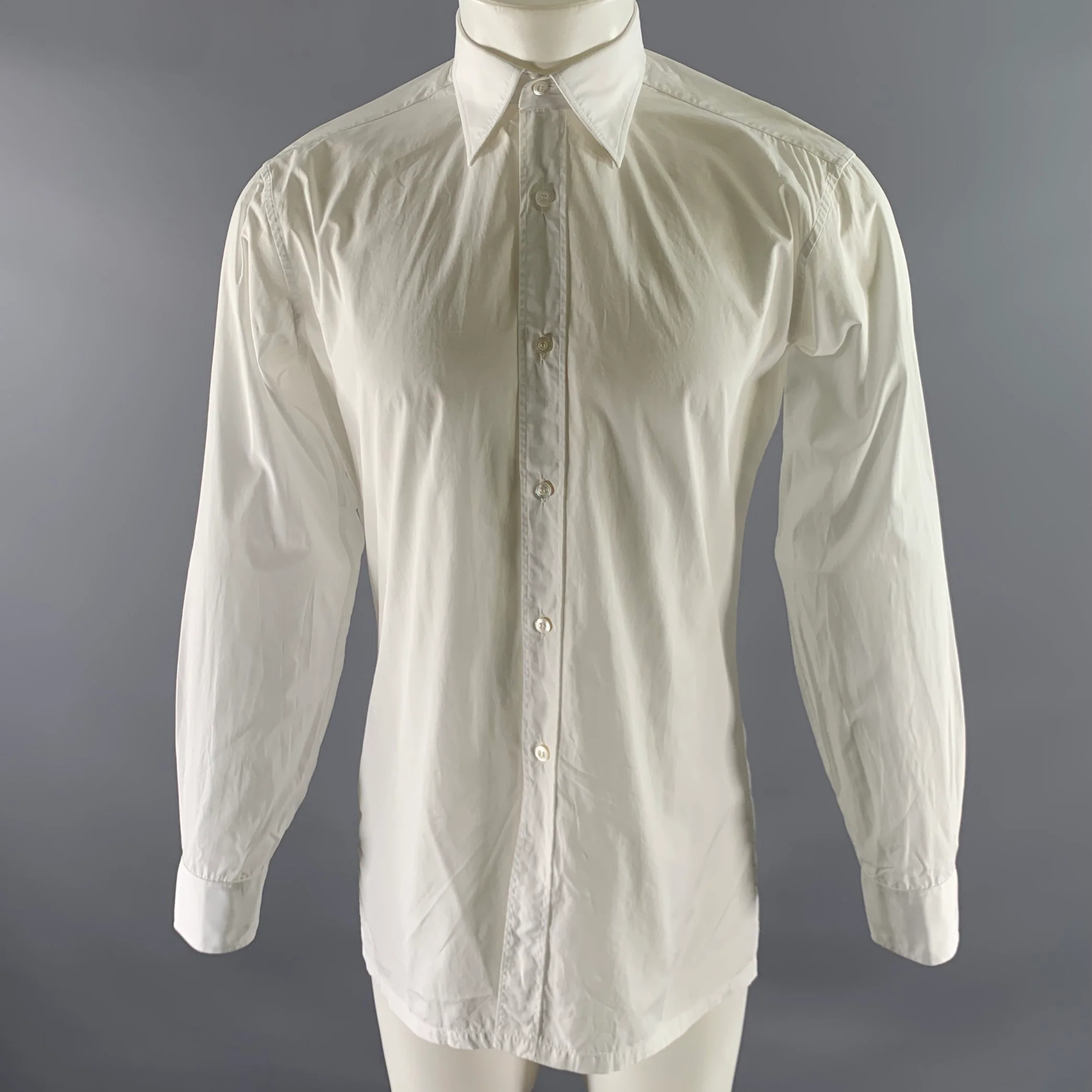 CHARVET Size M White Solid Cotton Pointed Collar Long Sleeve Shirt