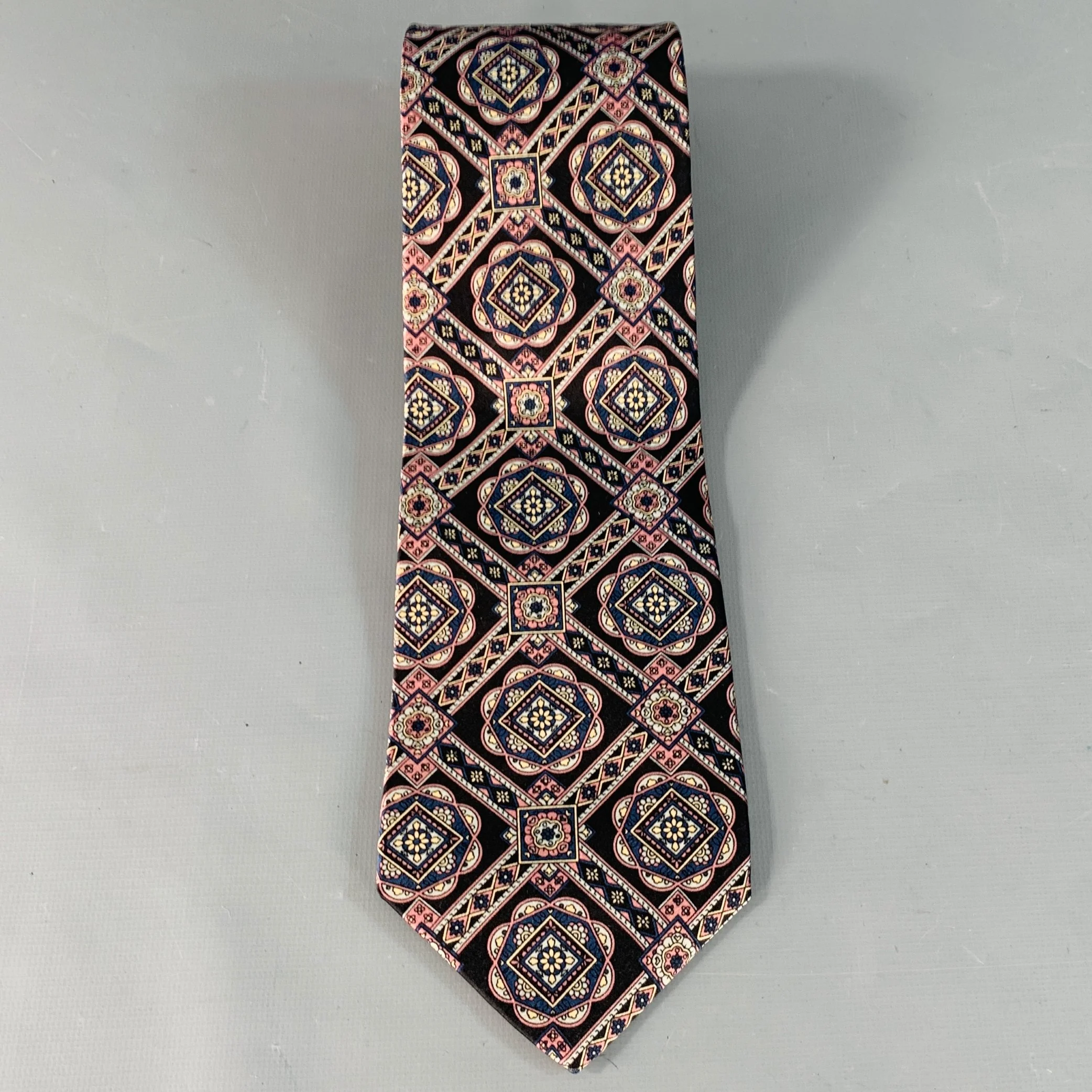 CHRISTIAN DIOR Black Purple Abstract Silk Tie - Image 3