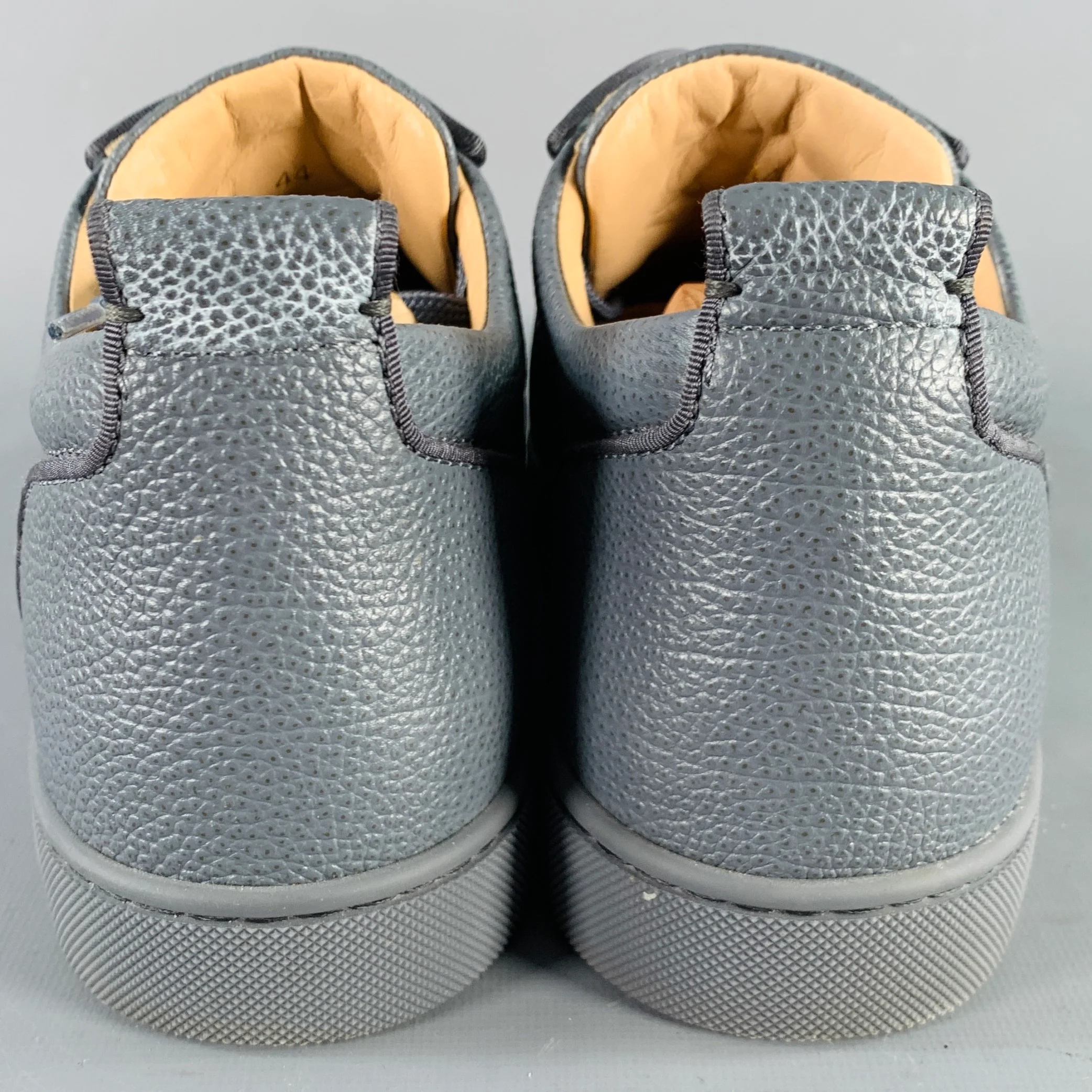 CHRISTIAN LOUBOUTIN Size 11 Rantulow Orlato Grey Slate Pebble Grain Leather Low Top Sneakers - Image 3
